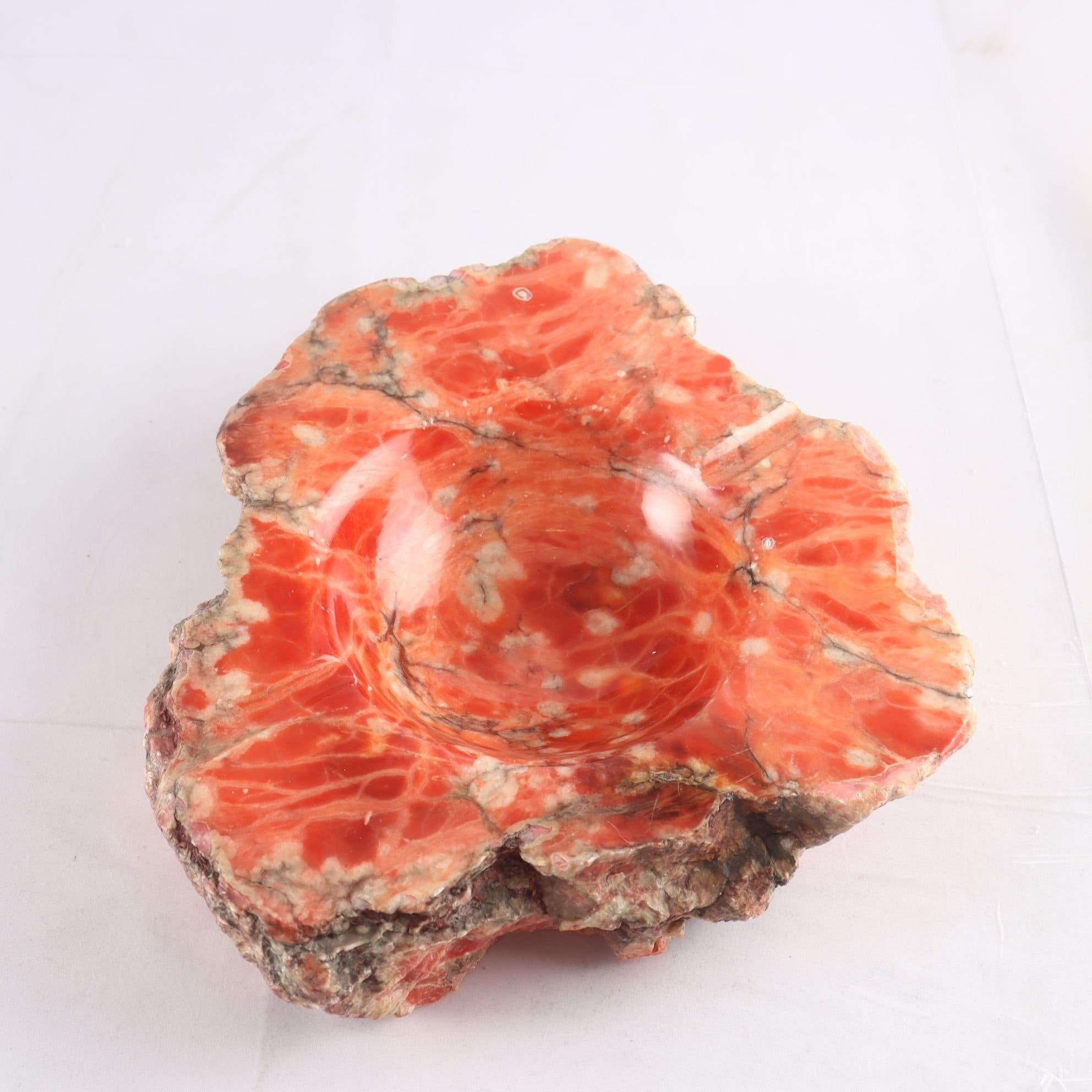 Askfat, röd alabaster, vintage. Samfraktas ej.