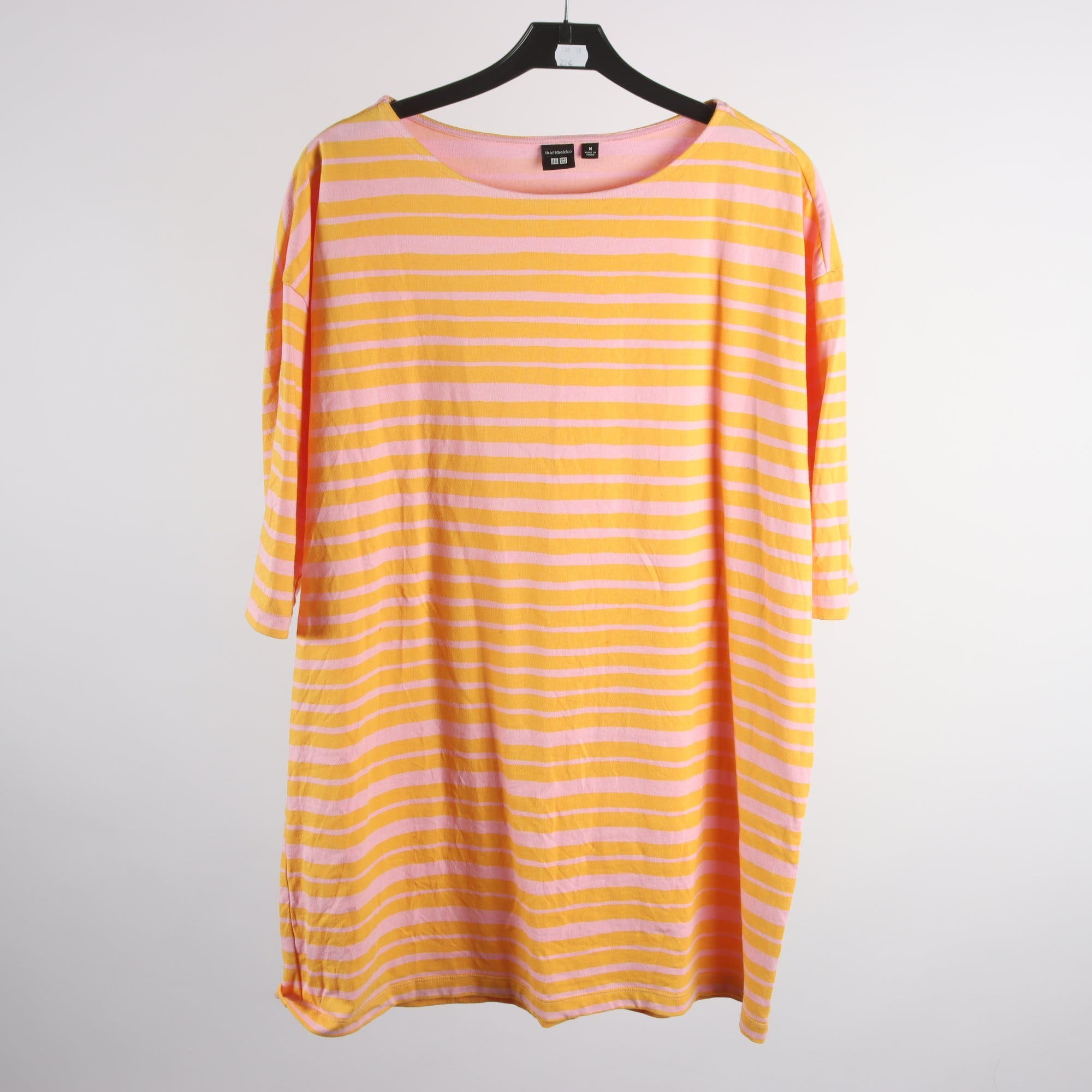 Tröja, Marimekko x Uniqlo, randig, gul, rosa, stl. M.