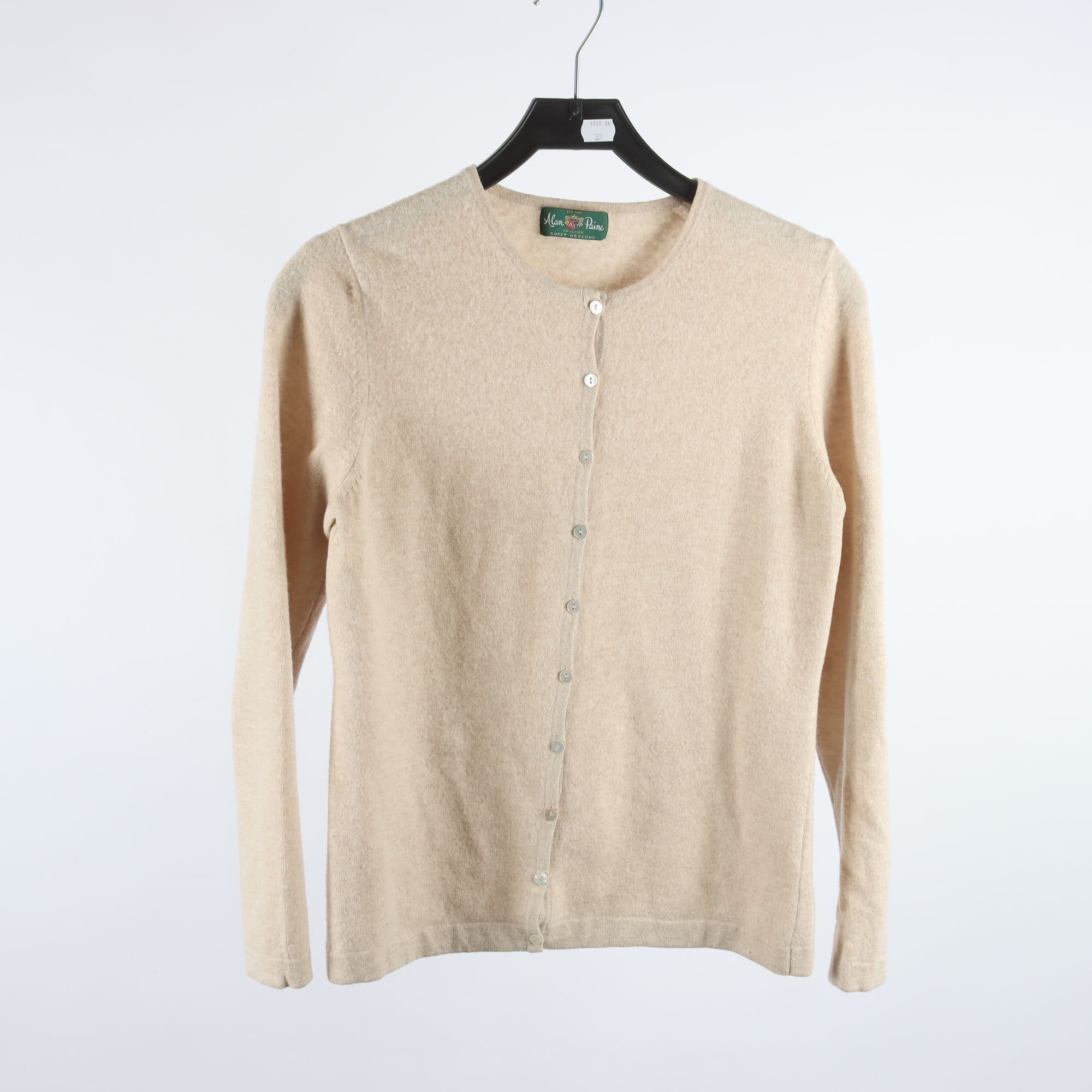 Kofta, Alan Paine, beige, 100% lammull, stl. 38