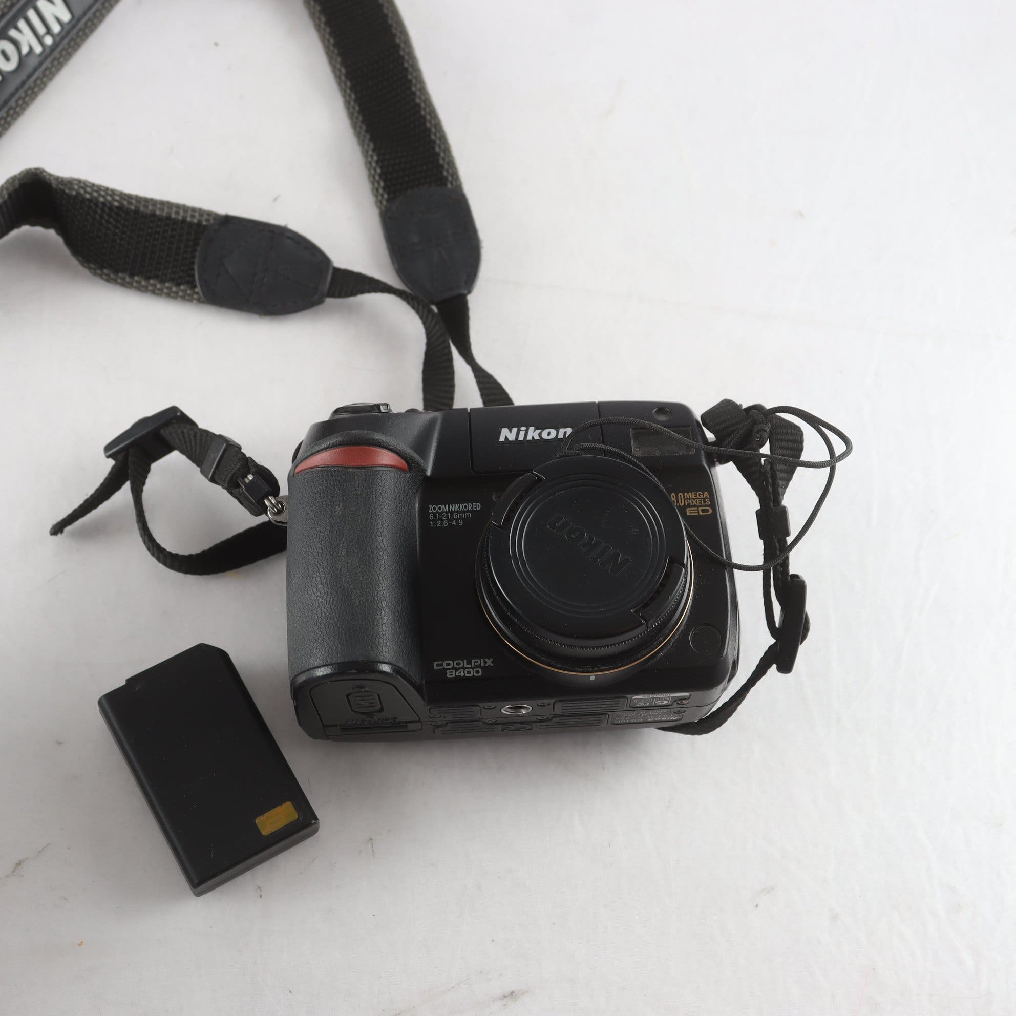 Digitalkamera, Nikon coolpix 8400