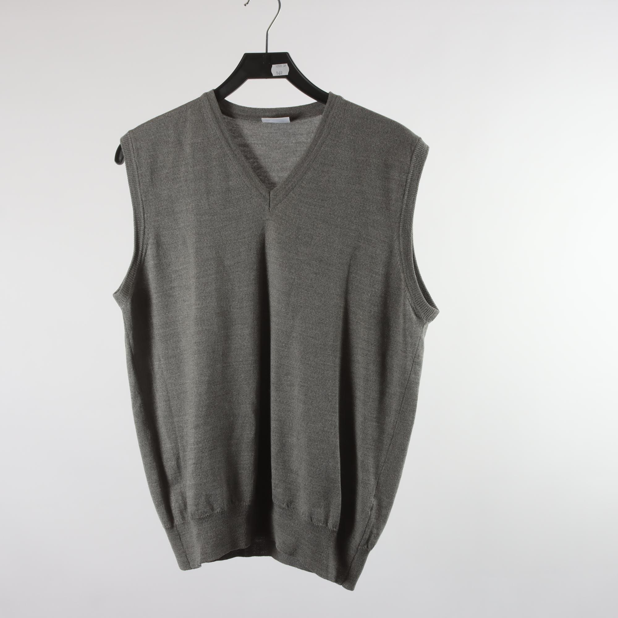 Väst, Oscar Jacobson, grå, 100% merino ull, stl. L