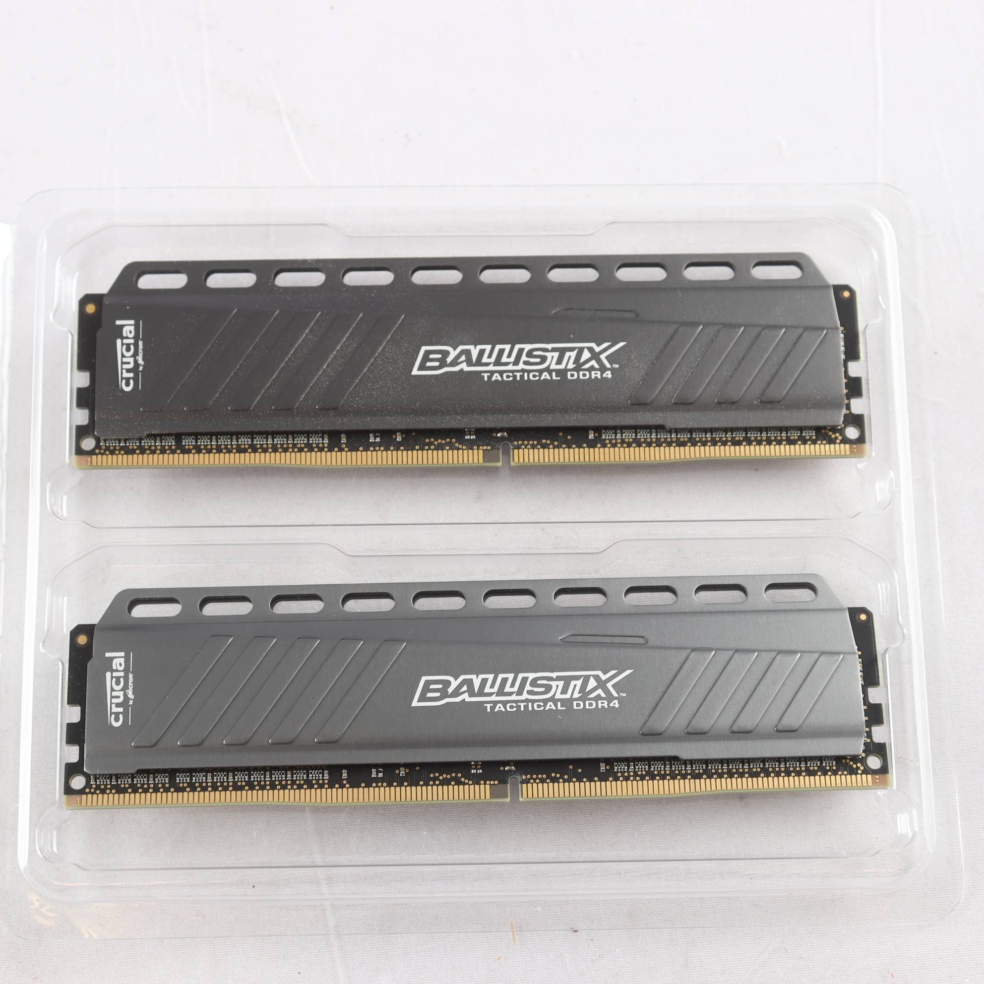 RAM-minne, Crucial Ballistix Tactical DDR4, 2st