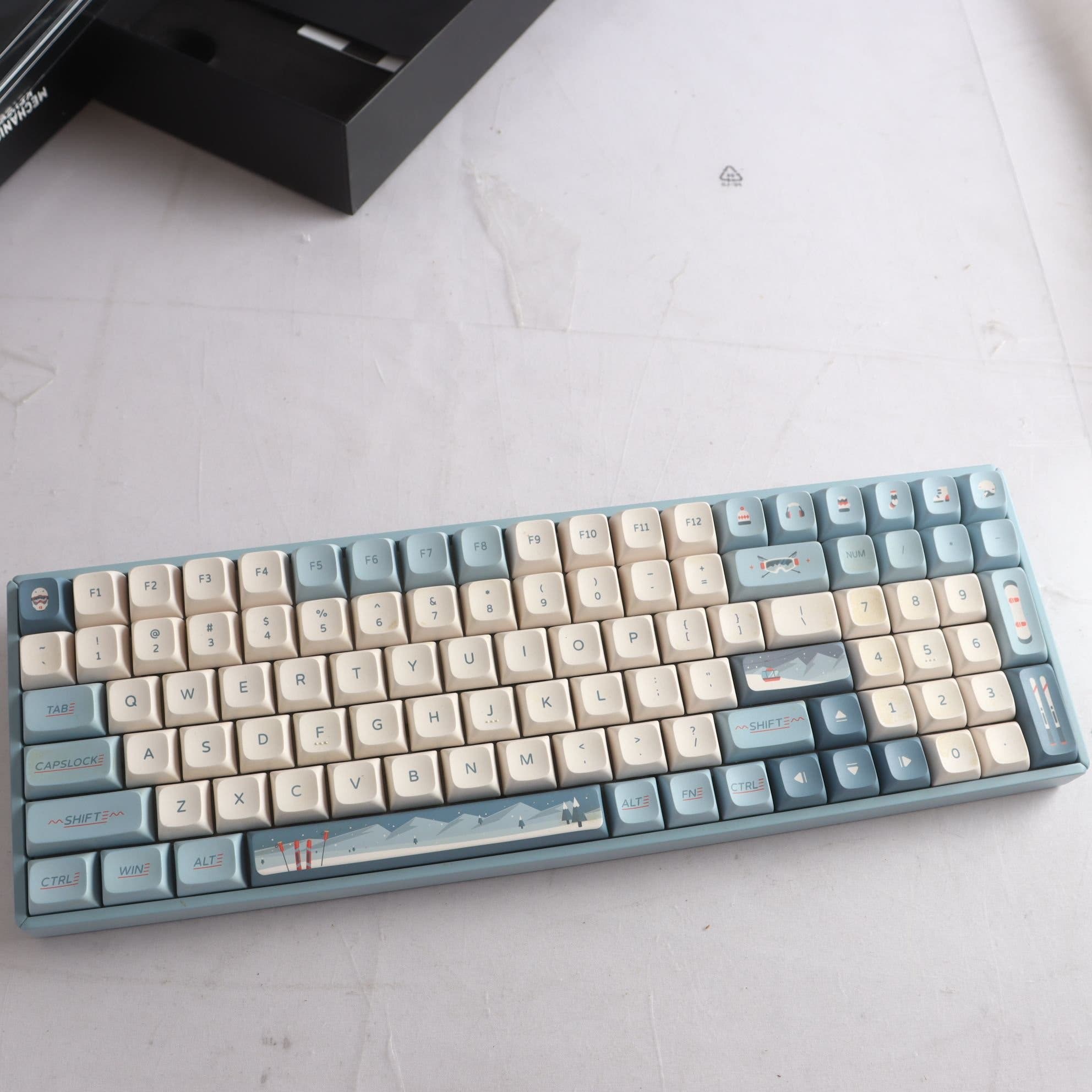 Tangentbord, mekaniskt, iQunix F97, Wintertide