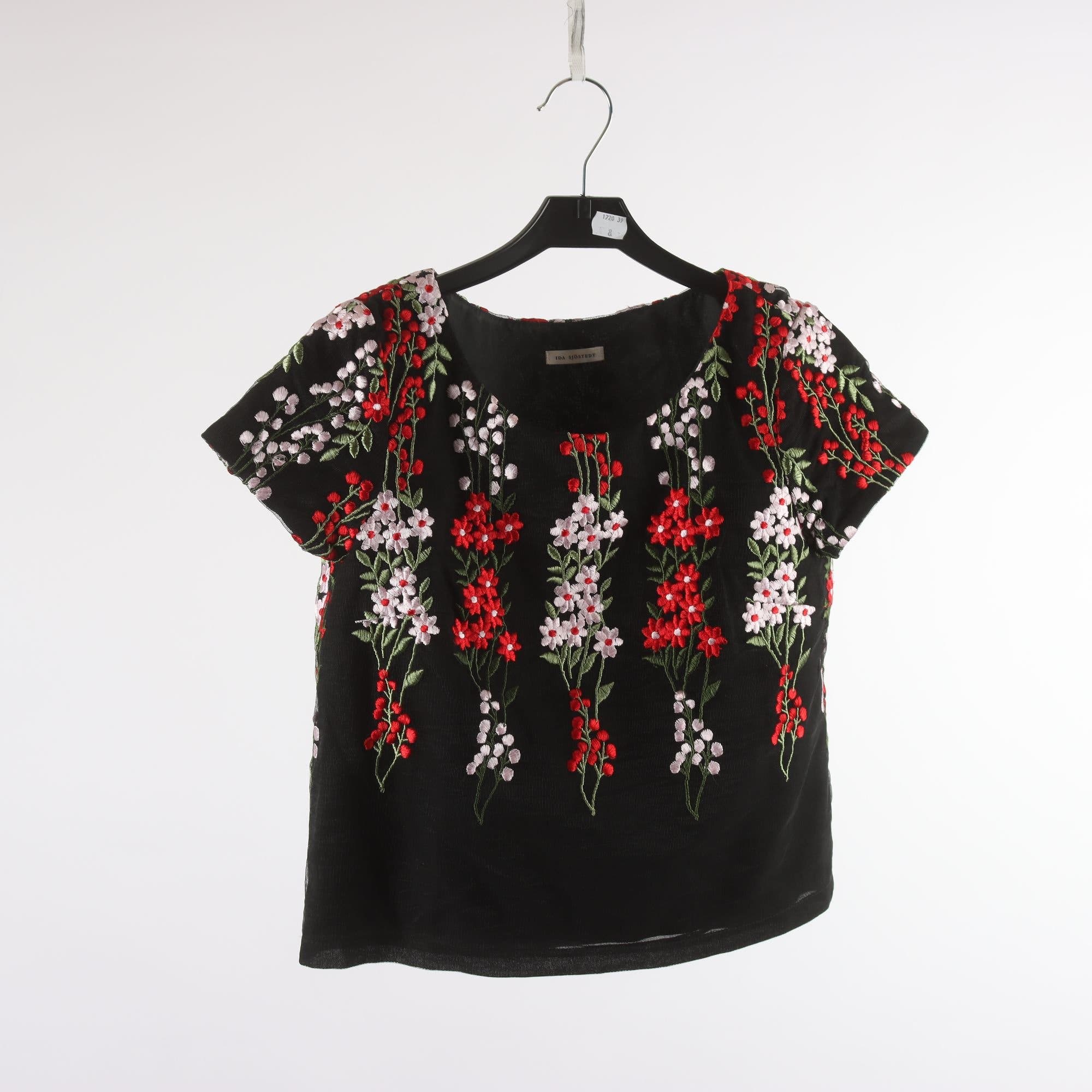 Blus, Ida Sjöstedt, svart broderi, stl. ca XXS