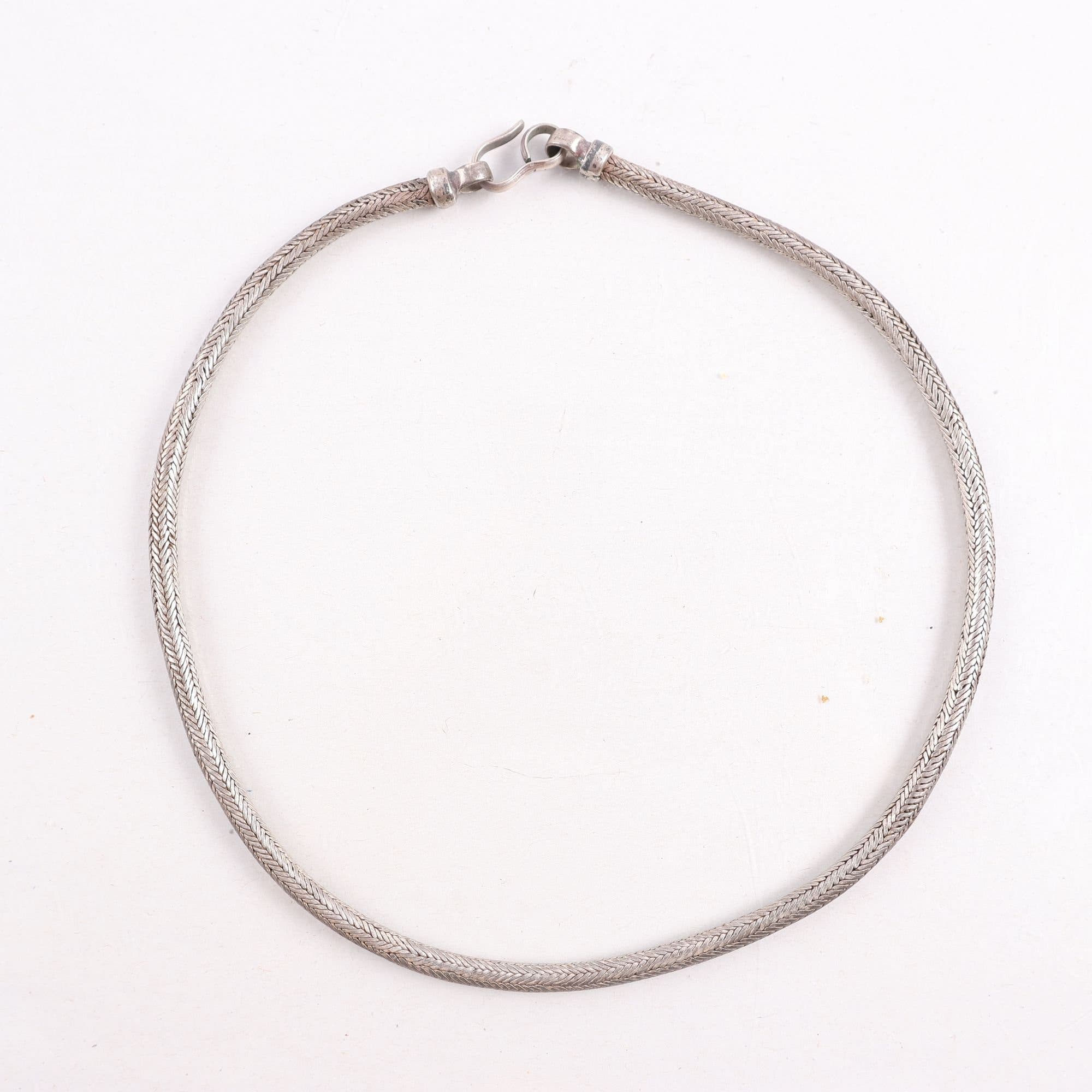 Halsband, rund fiskbenslänk, silver 800