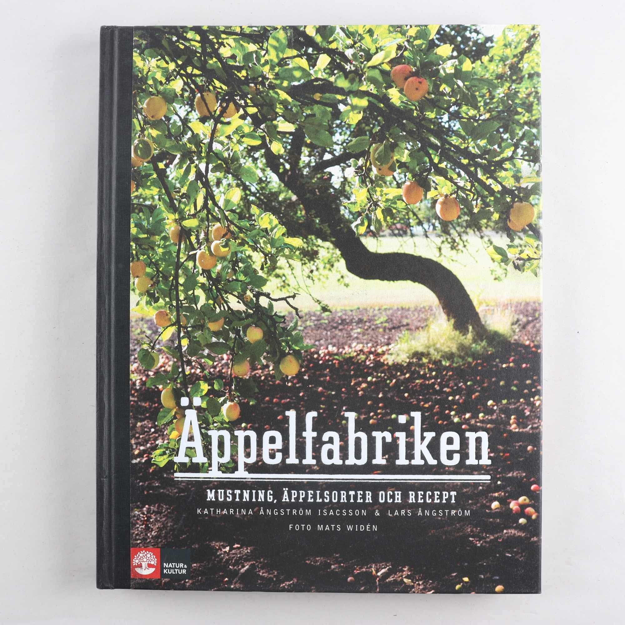 Äppelfabriken: Mustning, äppelsorter och recept