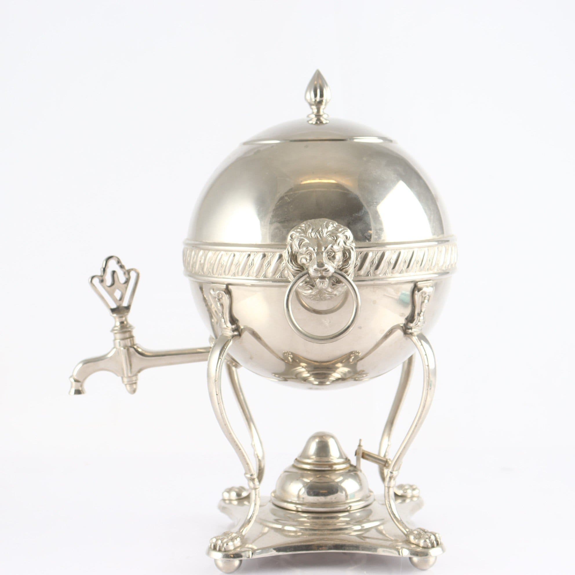 Samovar, nysilver, tidigt 1900-tal. Samfraktas ej.