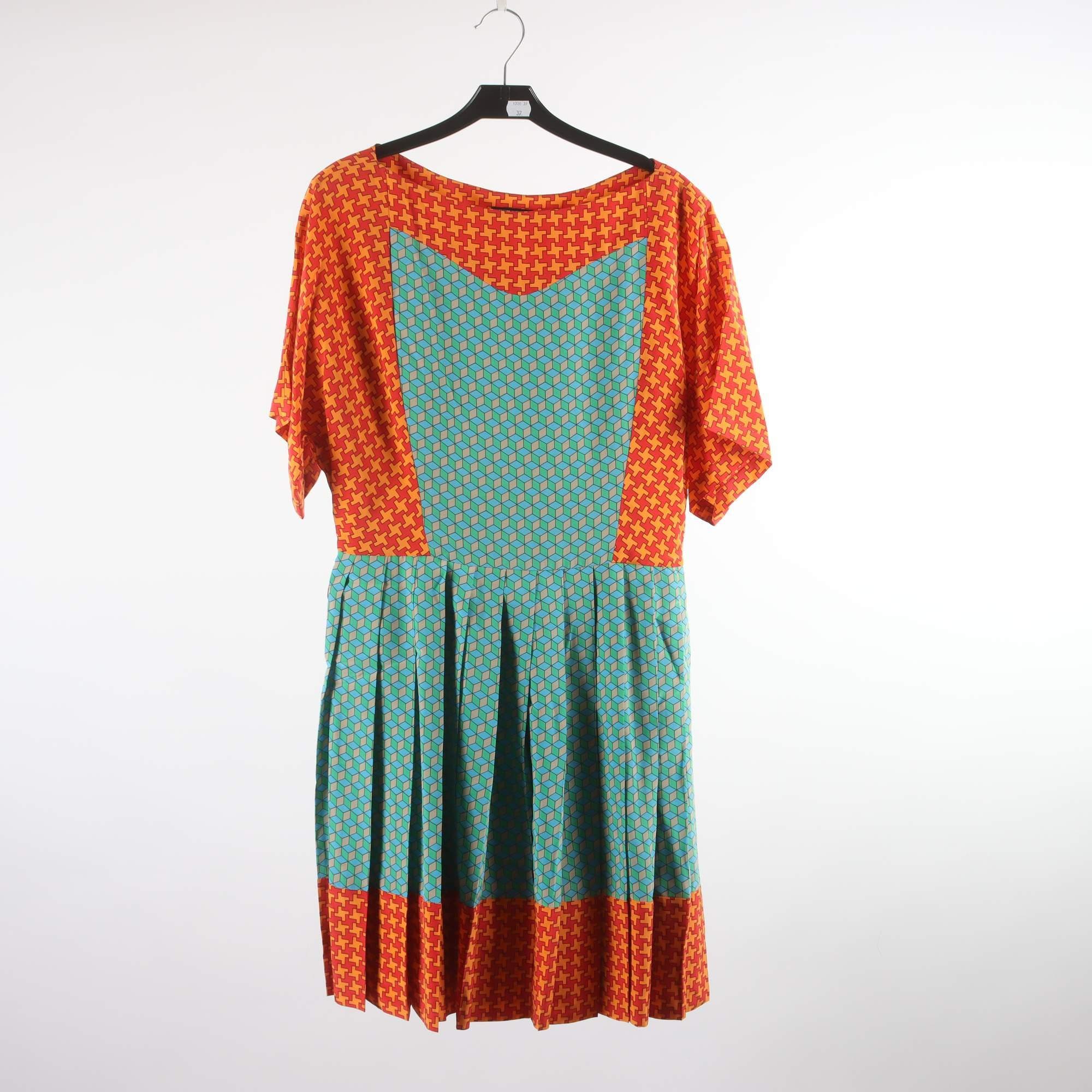 Klänning, Escada Sport, flerfärgad, mönstrad, 100% silke, stl. 38