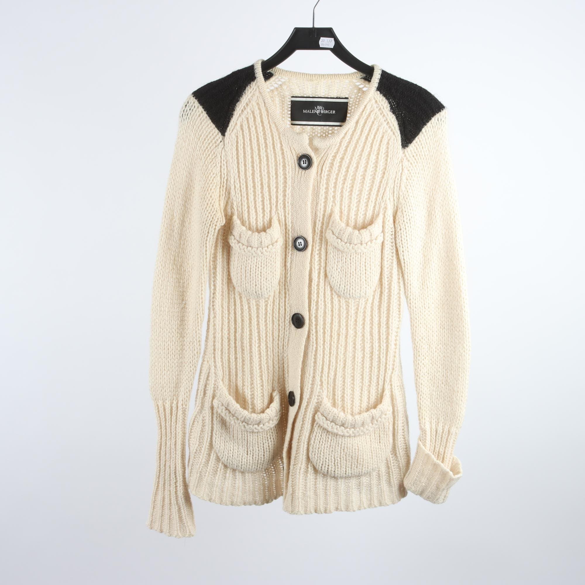 Stickad kofta, By Malene Birger, stl. S
