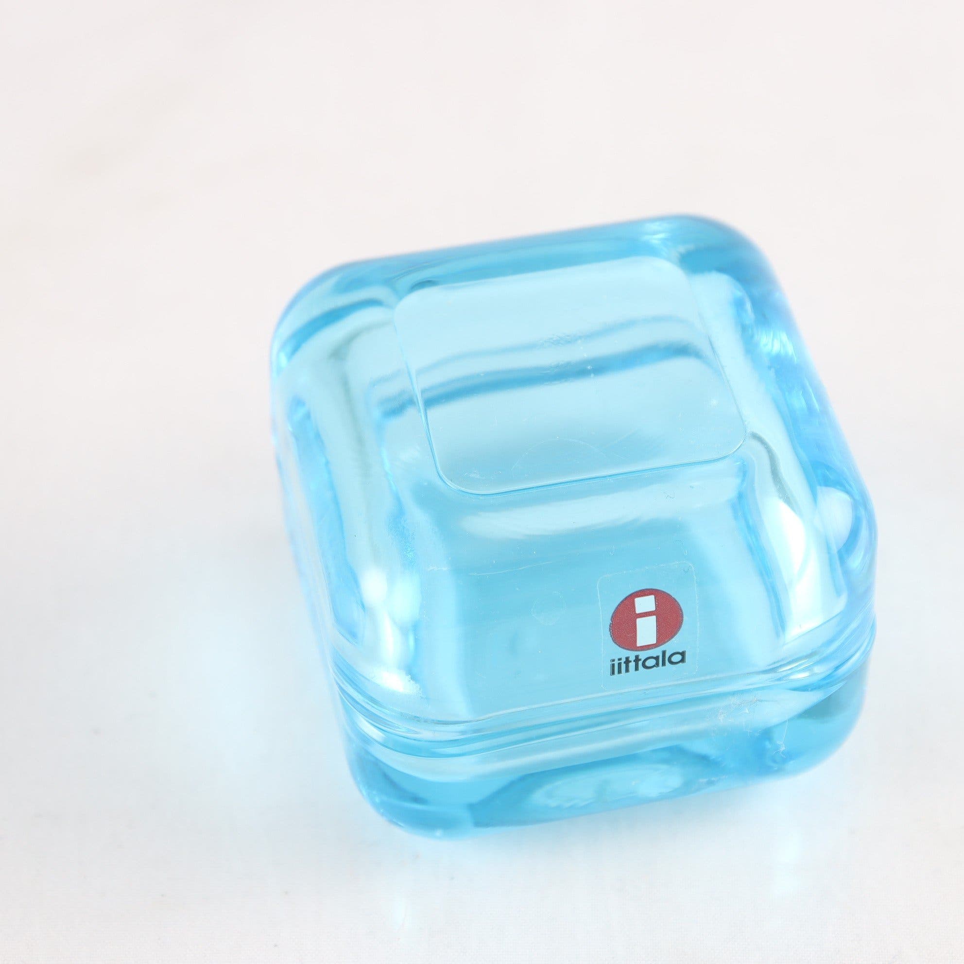 Burk, ”Vitriini”, Anu Penttinen, Iittala