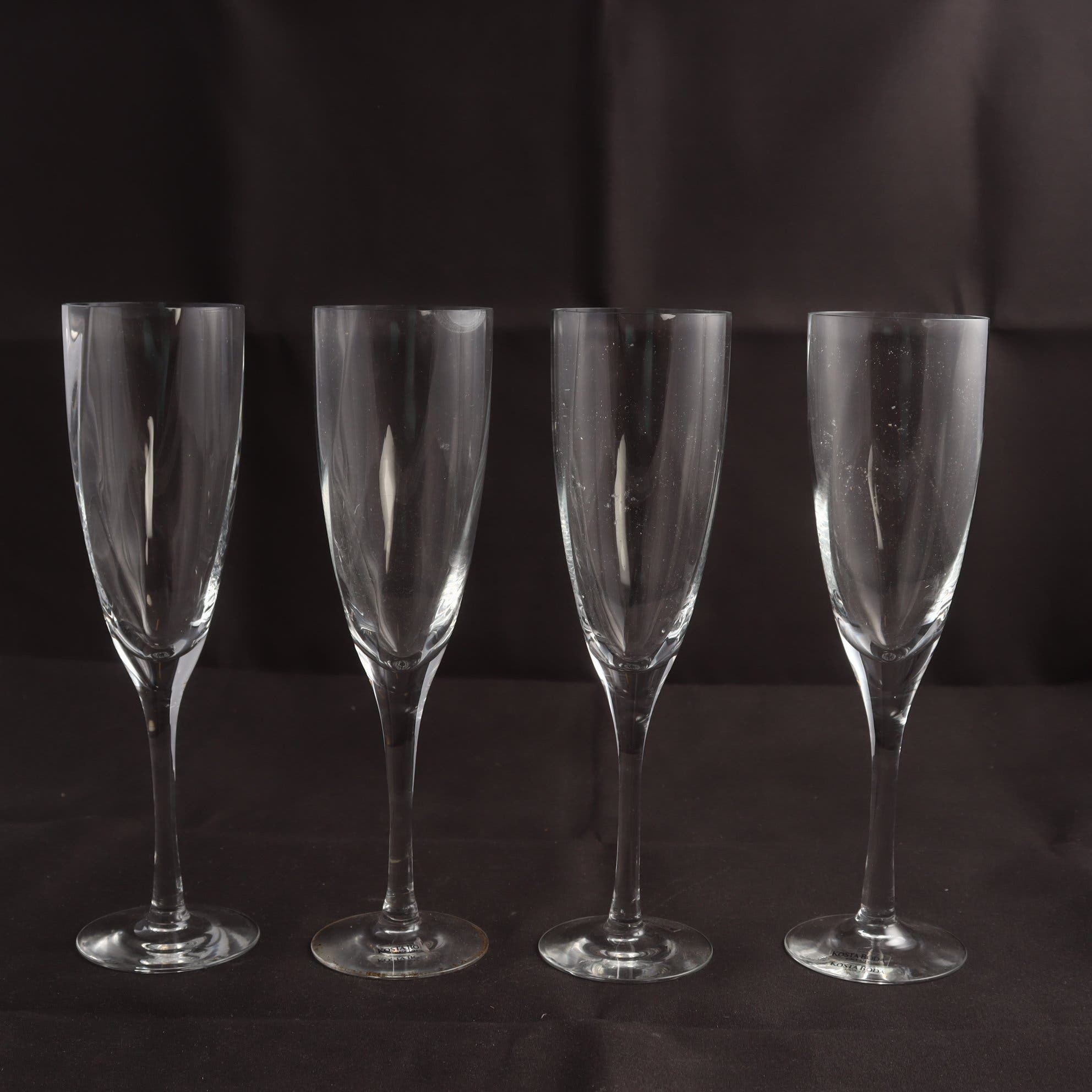 Champagneglas, ”Chateau”, Bertil Vallien, Kosta Boda, 4 st. Samfraktas ej.