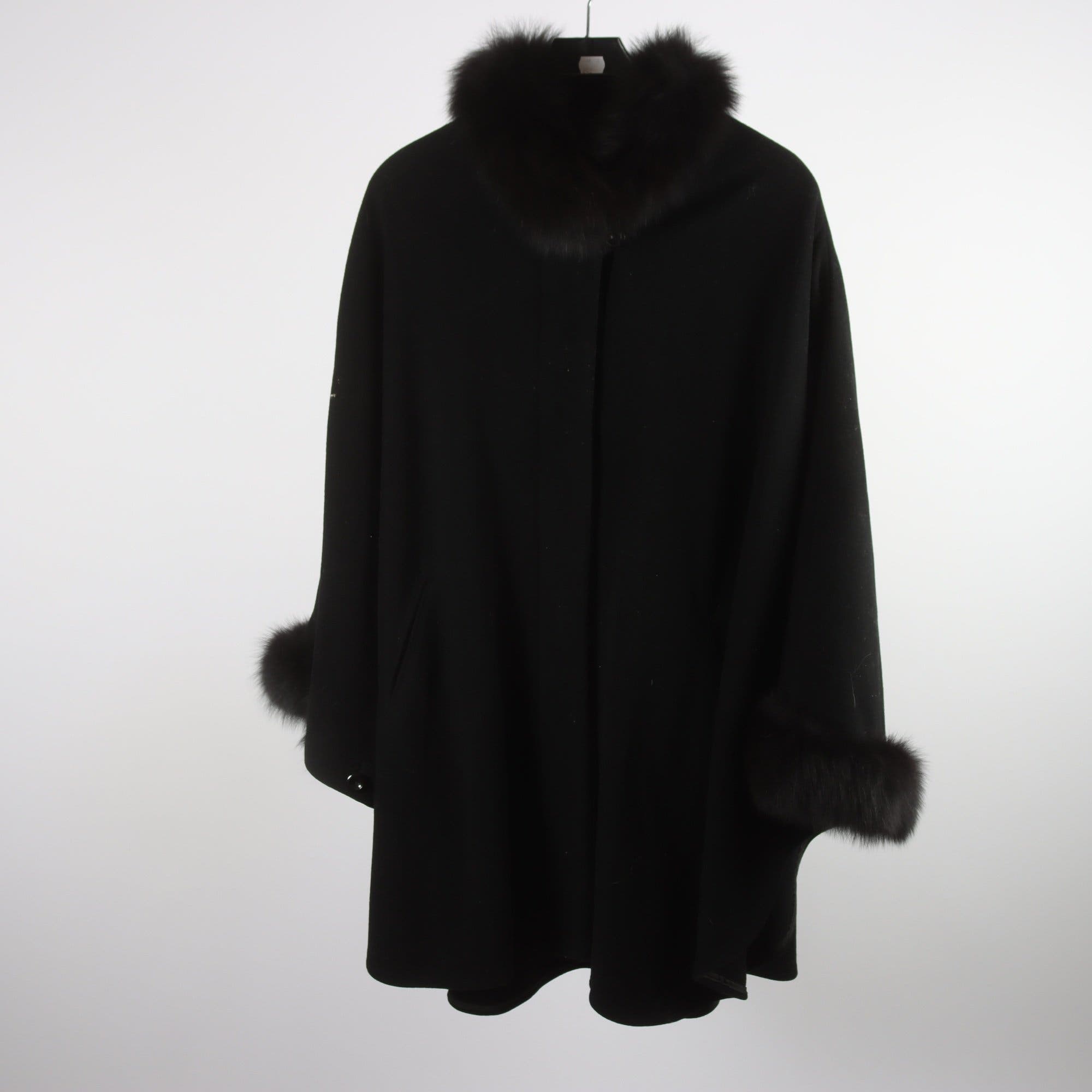 Kappa/poncho, Kirsten, svart, ull, cashmere, stl. one size.