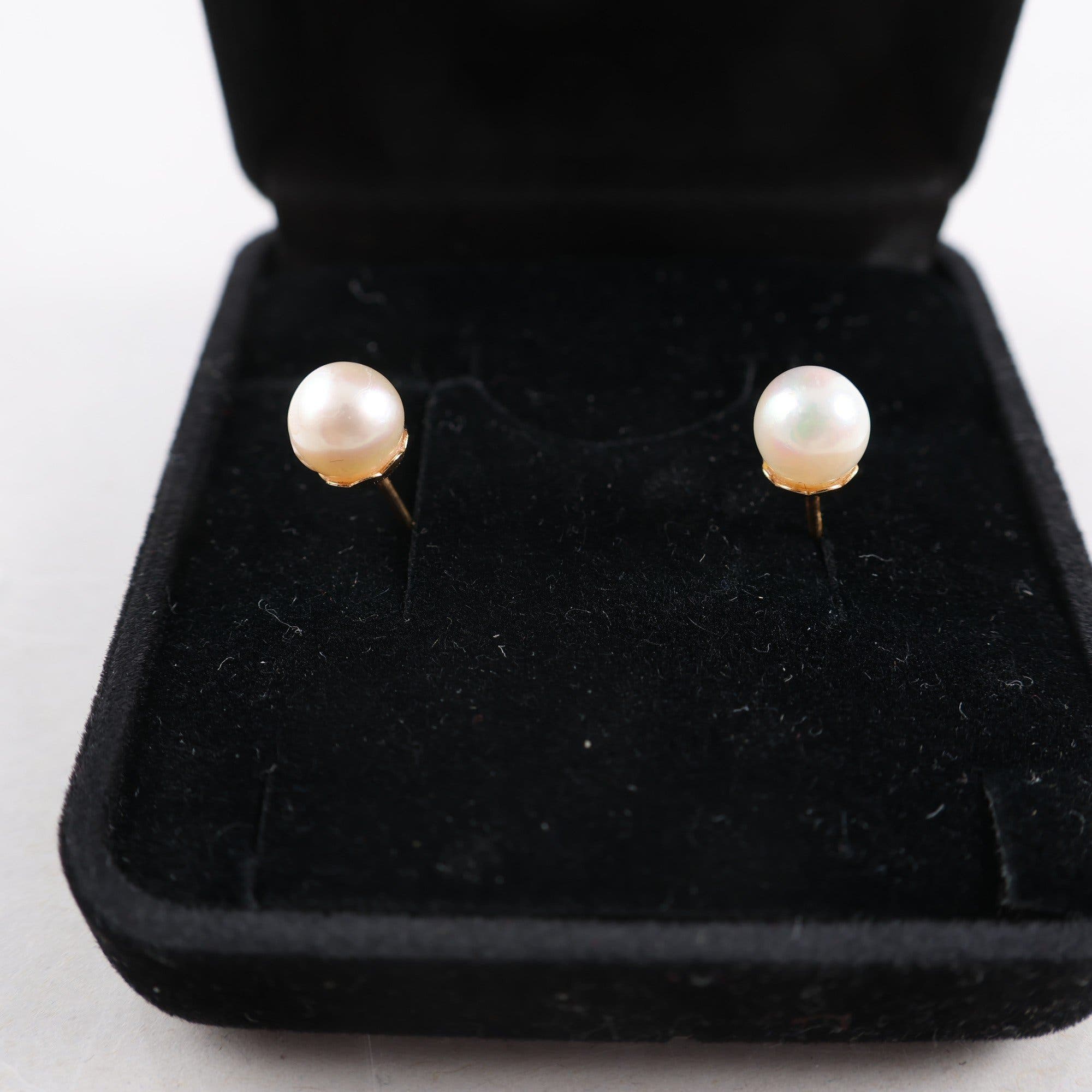 Örhängen, guld 18K, odlad pärla