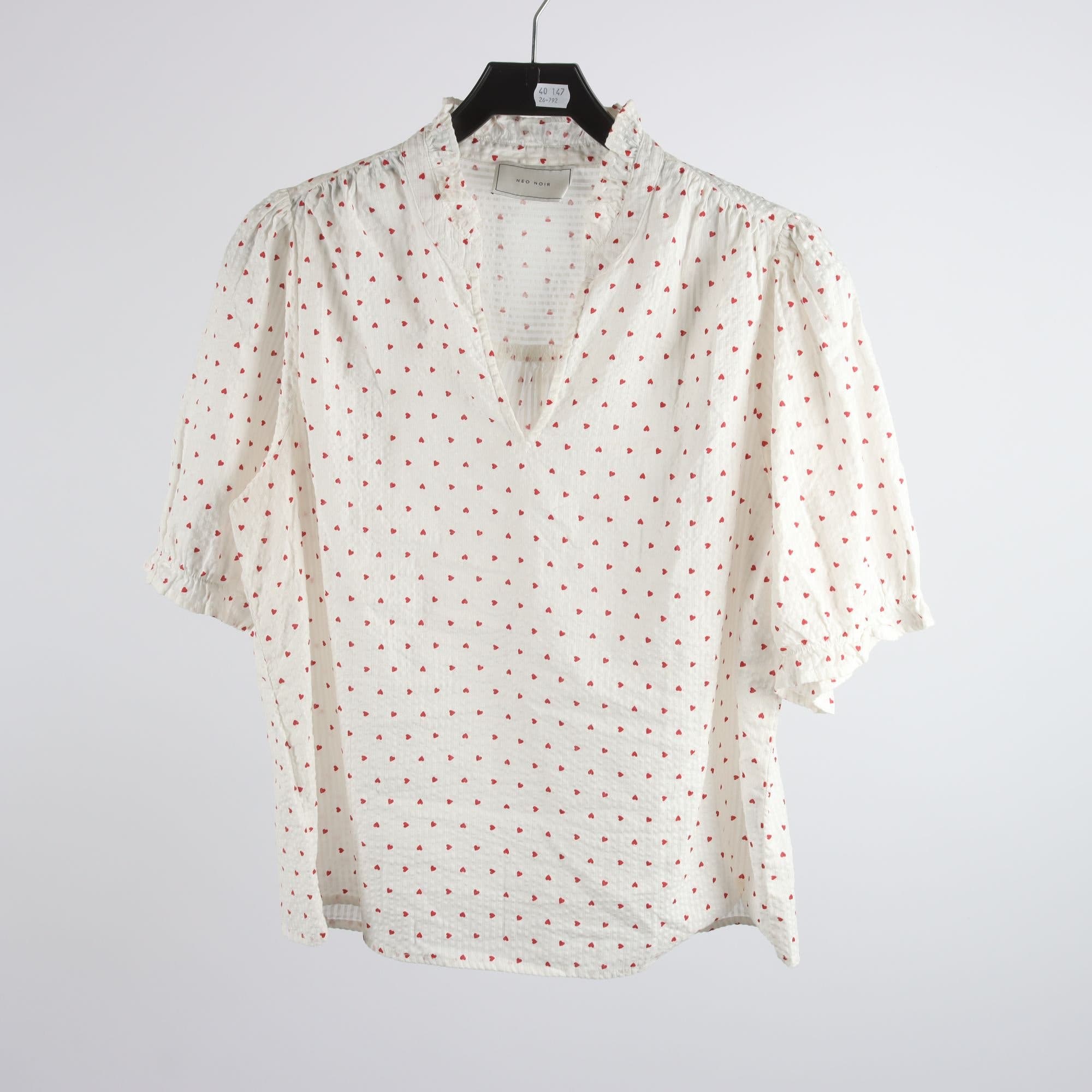 Blus, Neo Noir, stl. 40