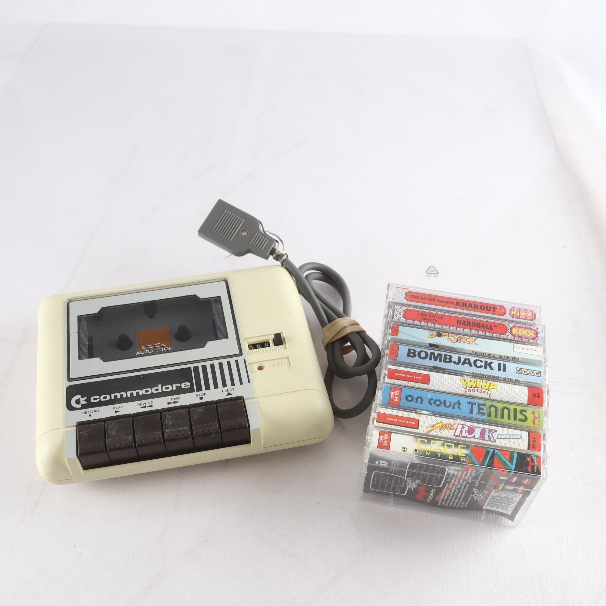 Spel och bandstation för Commodore 64