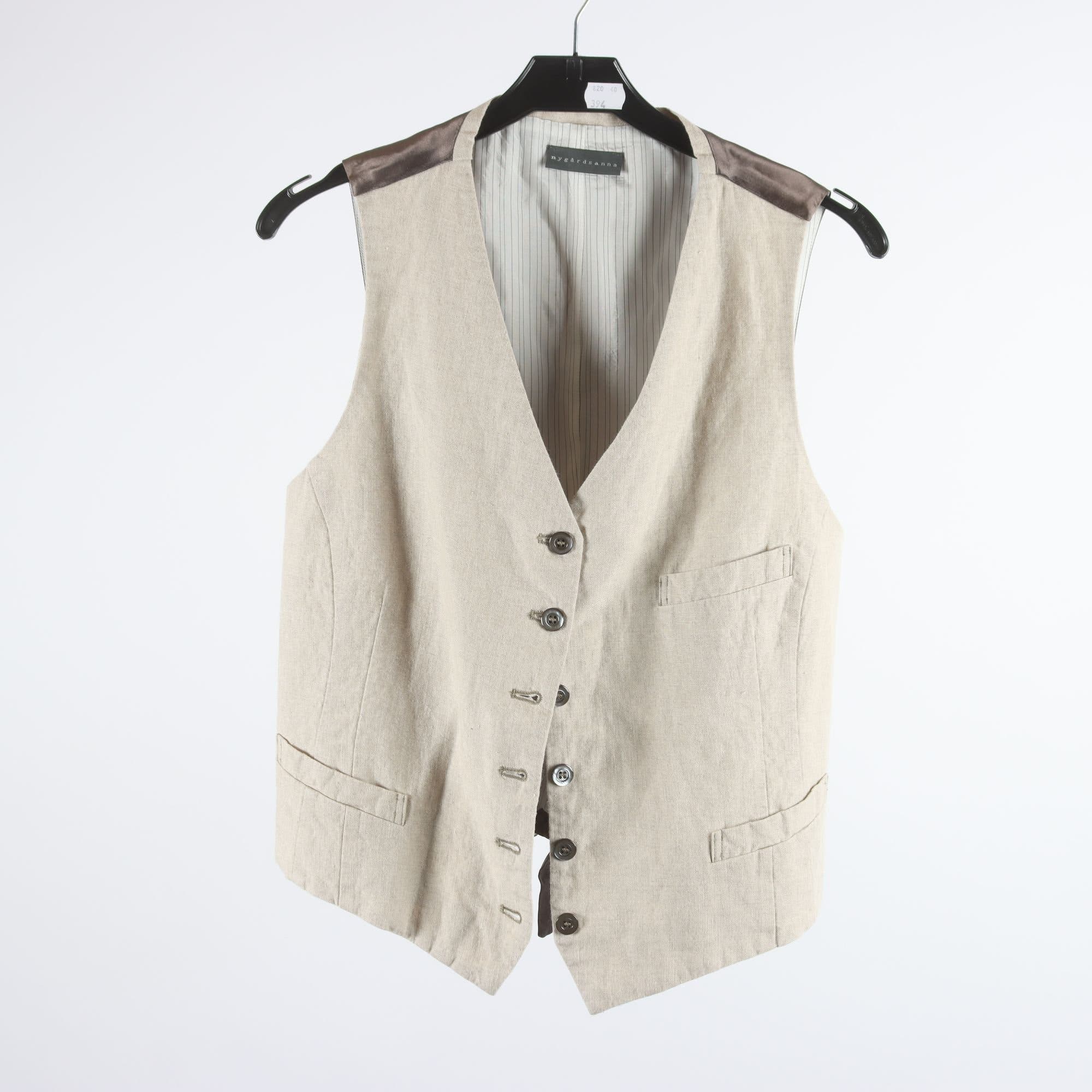 Väst, Nygårdsanna, beige, lin, stl. 42.