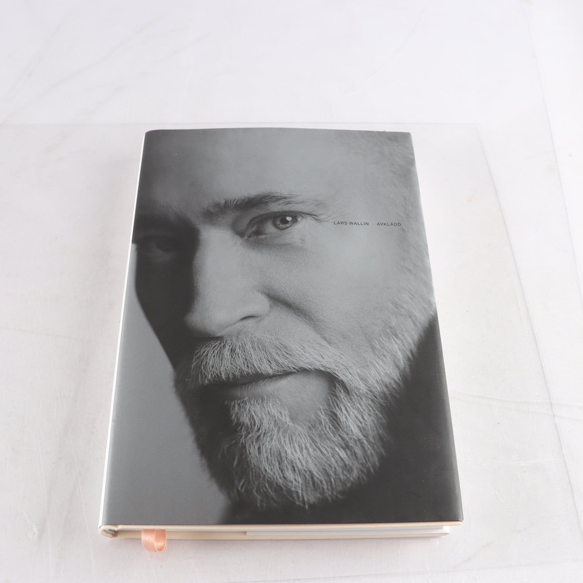 Lars Wallin, Avklädd (signerad och dedikerad)