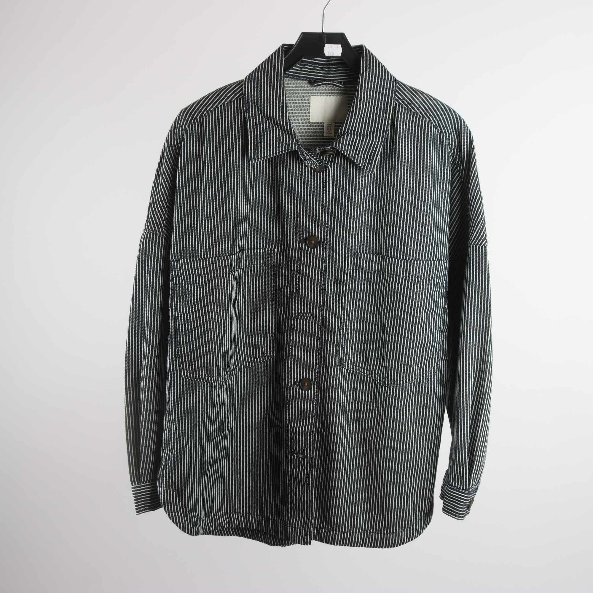 Jeansskjorta, H&M, randig, vit, blå, stl. M.