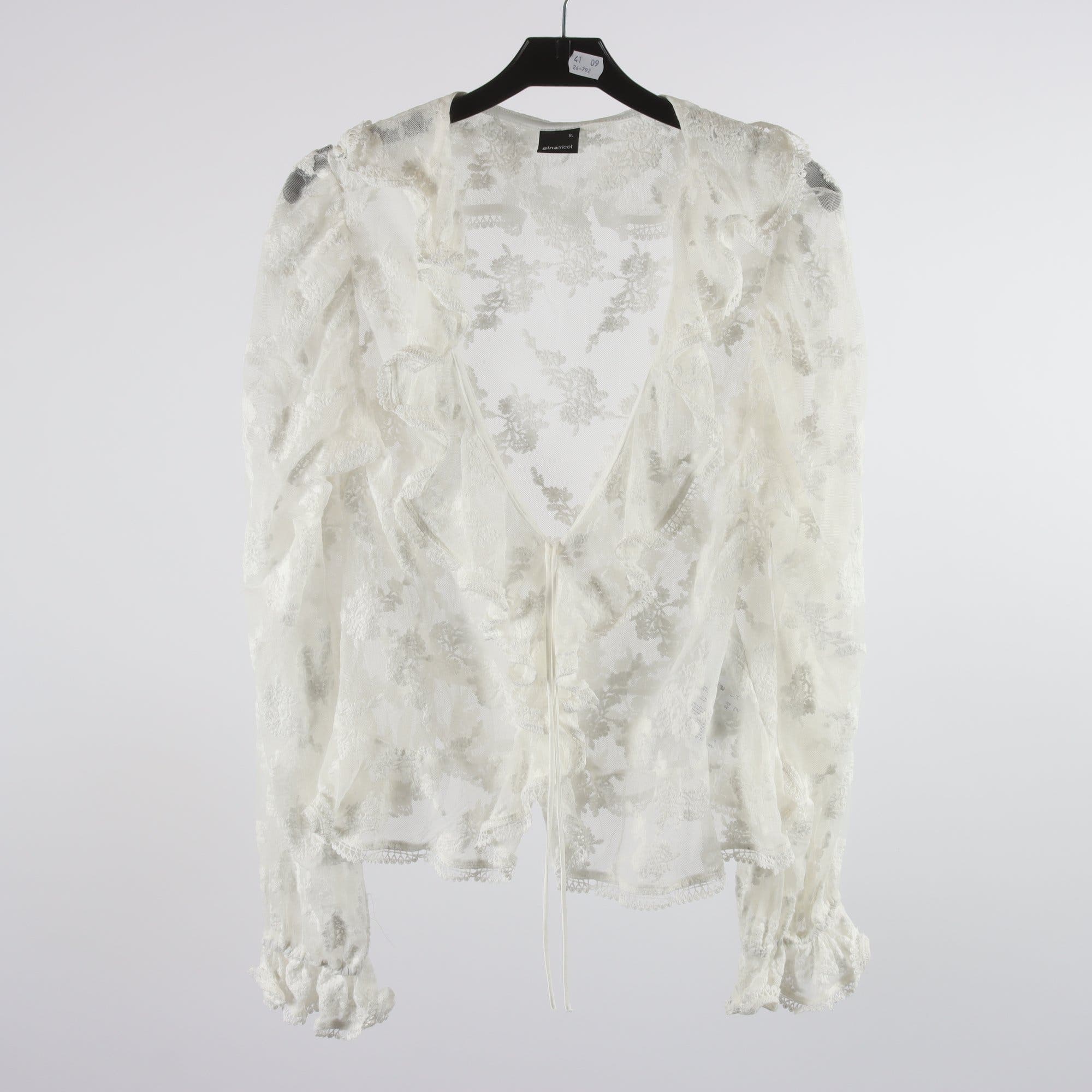 Blus, Gina Tricot, stl. XL