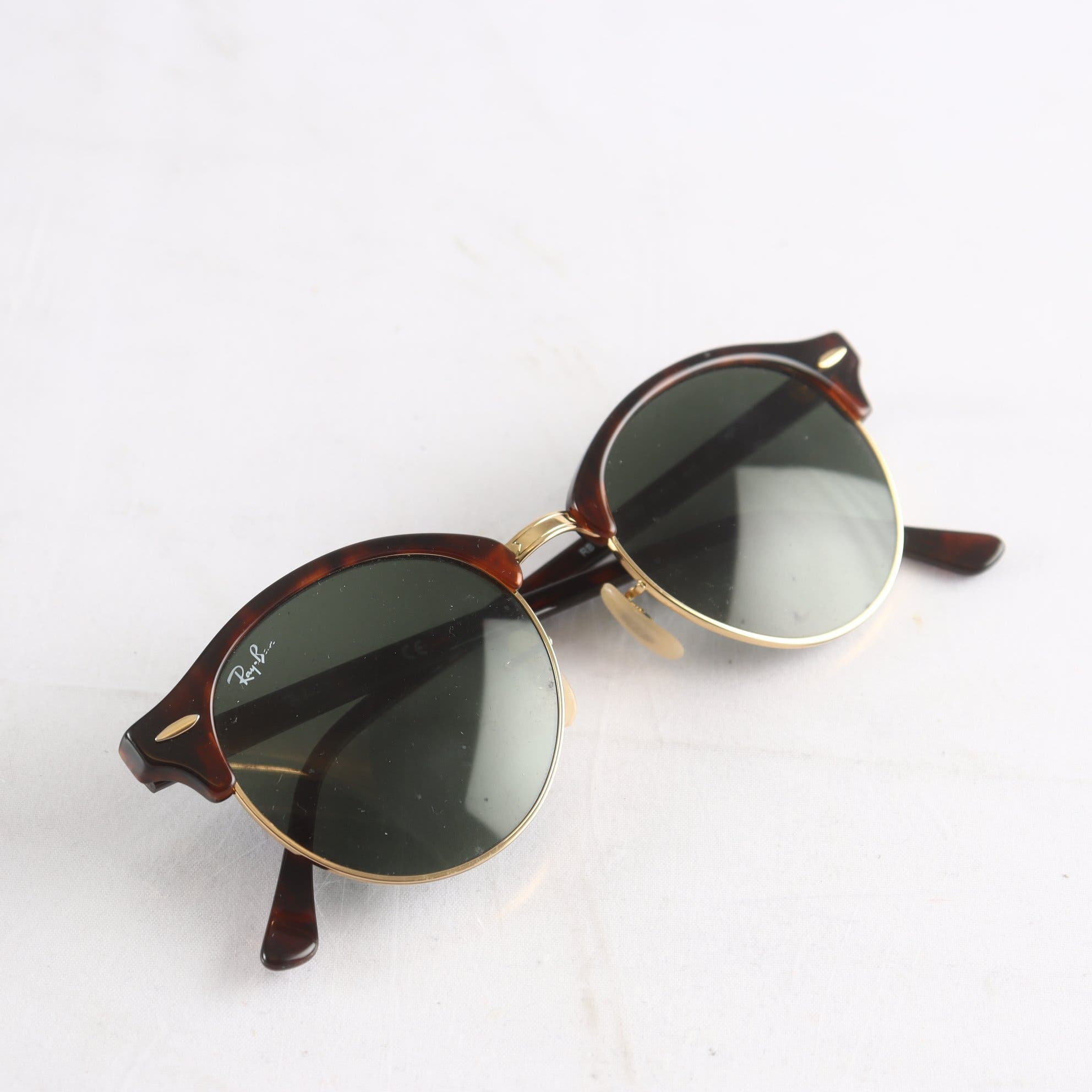 Solglasögon, Ray-ban