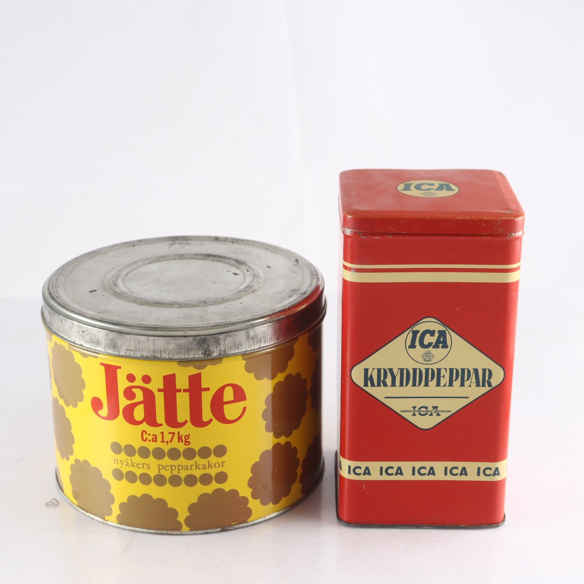 Plåtburkar, ICA, Kryddpeppar, Jätte, Nyåkers pepparkakor. Samfraktas ej.