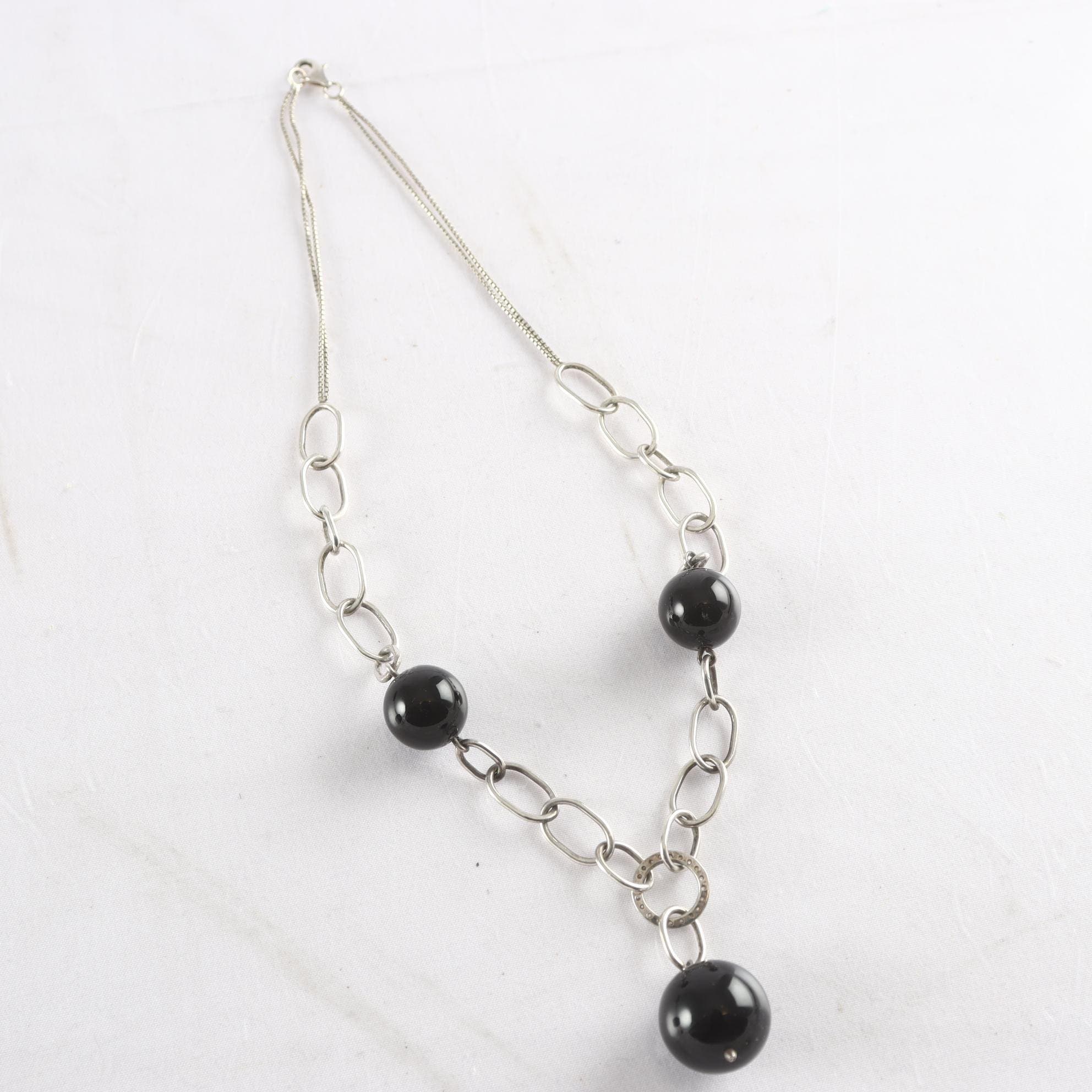Halsband, silver, plastkulor