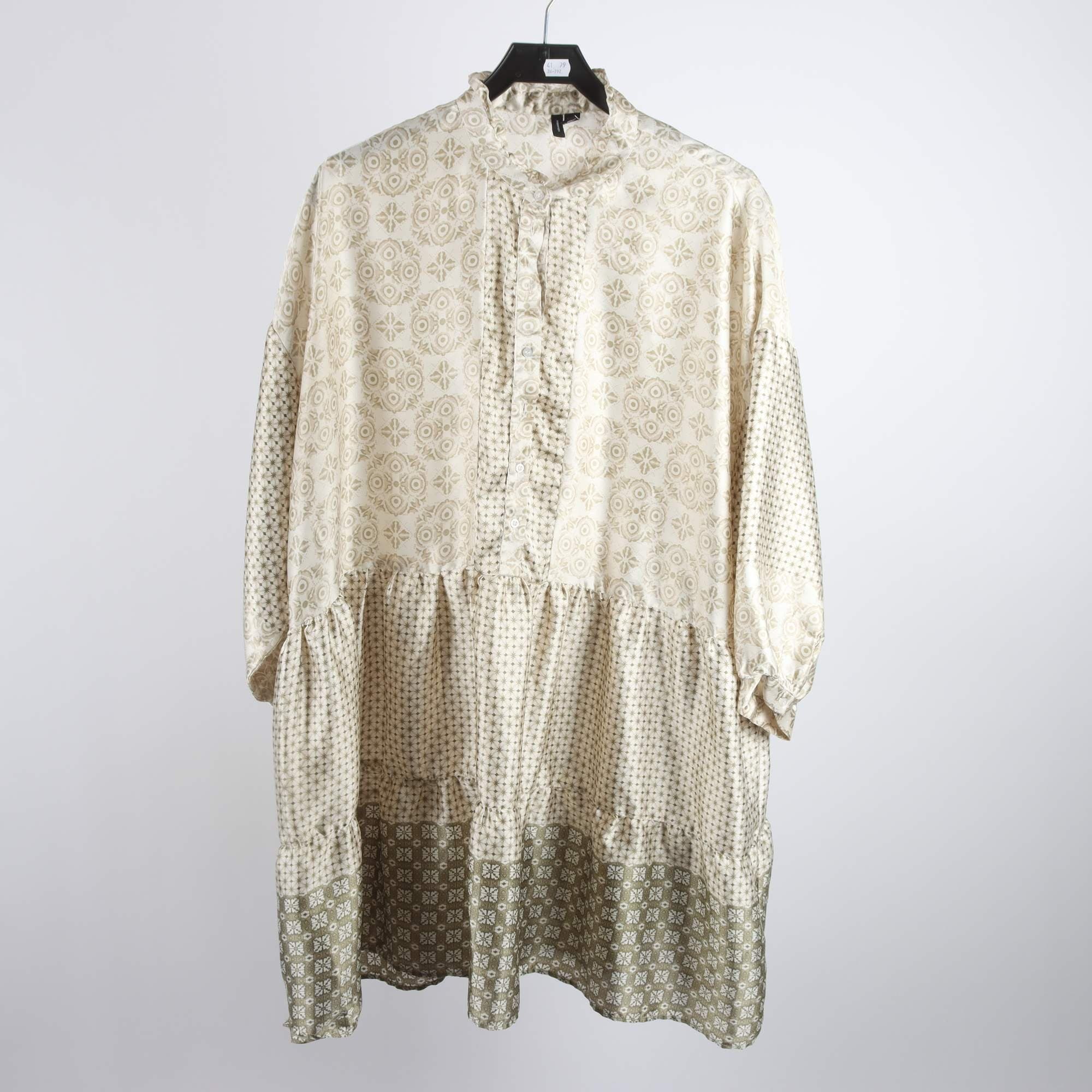 Klänning, Vero Moda, stl. L