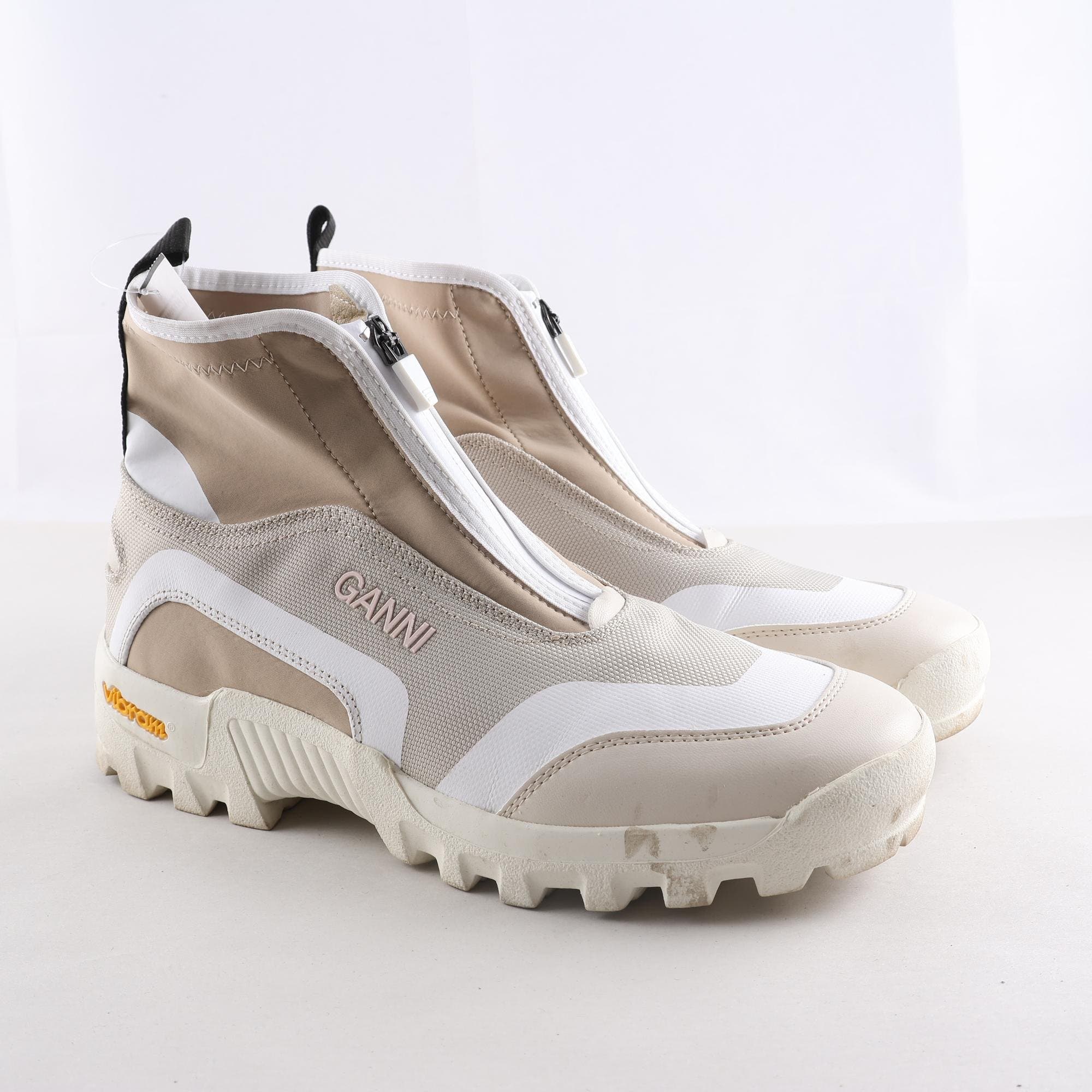 Skor, Ganni, beige, vit, stl. 39