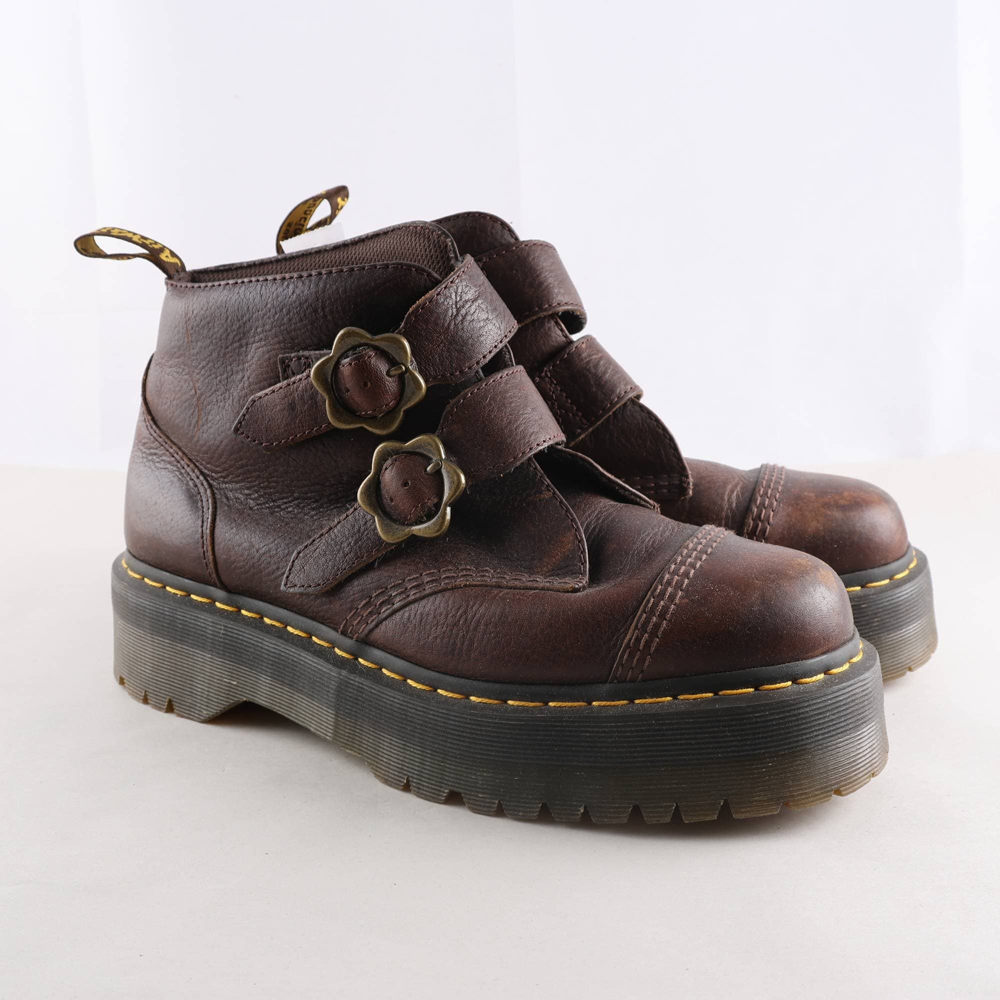 Kängor, Dr Martens, brun, skinn, stl. 43.