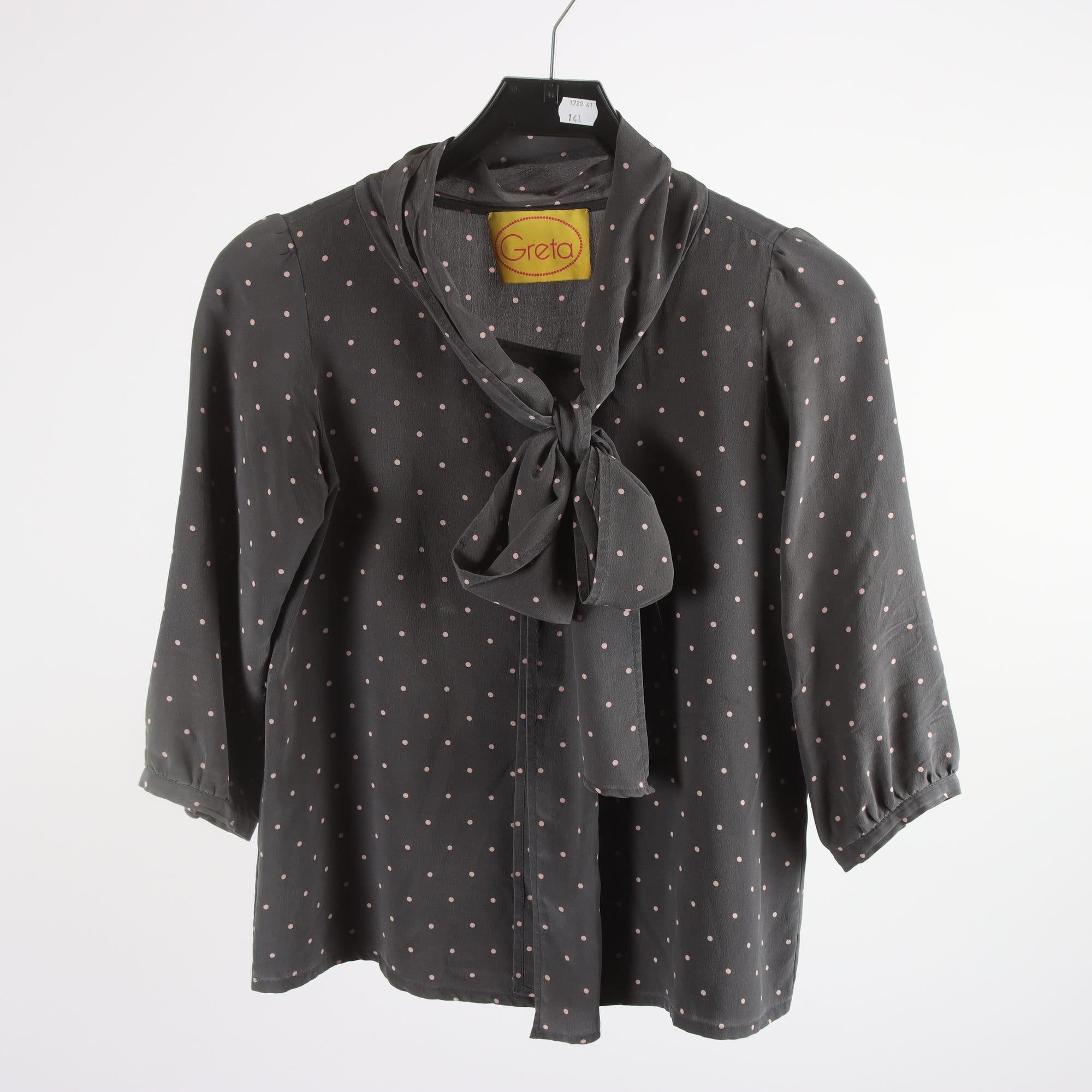 Blus, Greta, grå, prickig, 100% silke, stl. S
