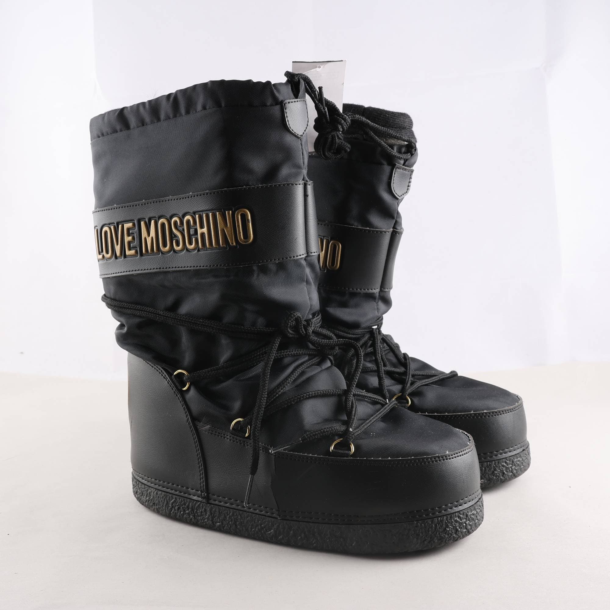 Moon Boots, Moschino, svart, stl. 38/40.