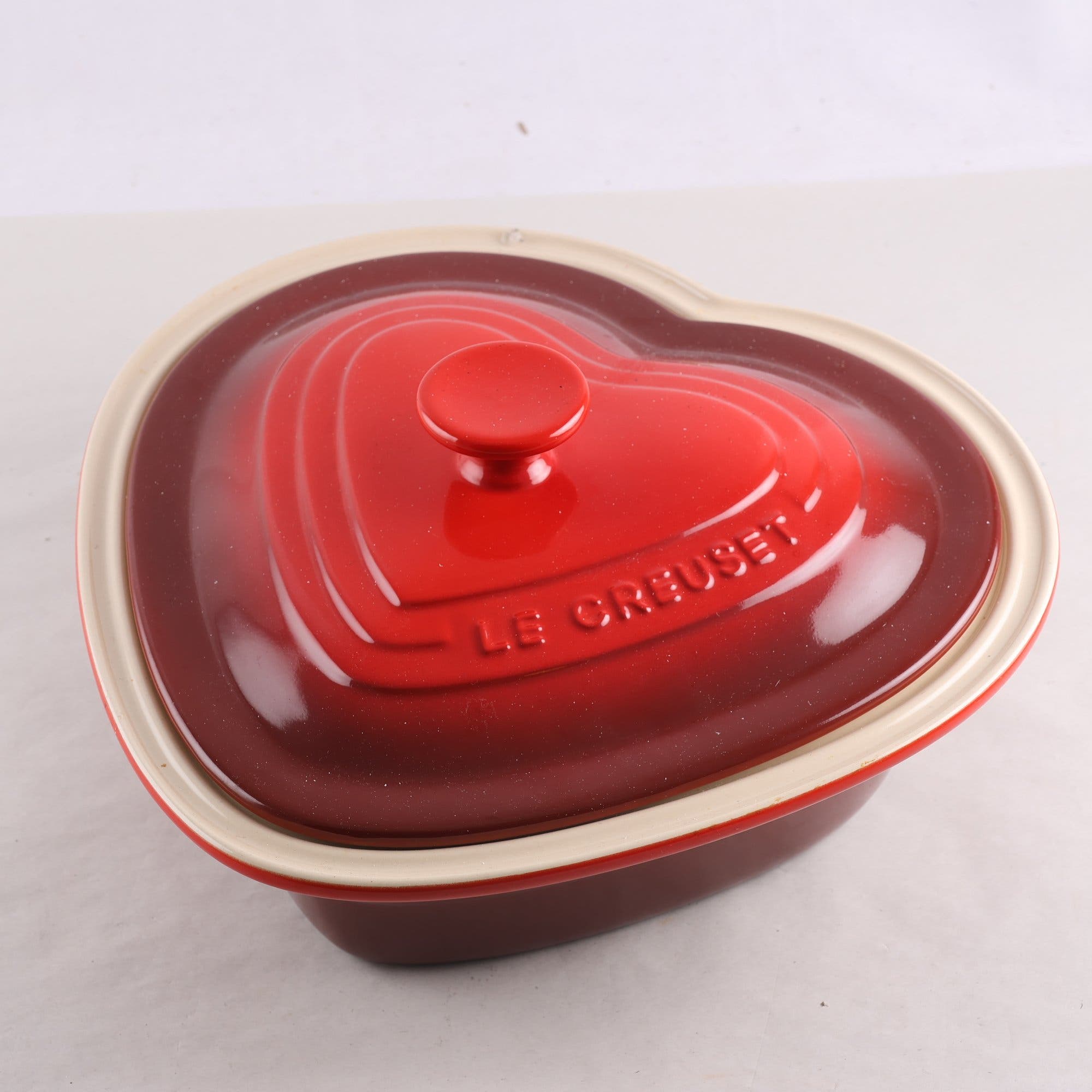 Ugnsform med lock, Le Creuset, röd Samfraktas ej