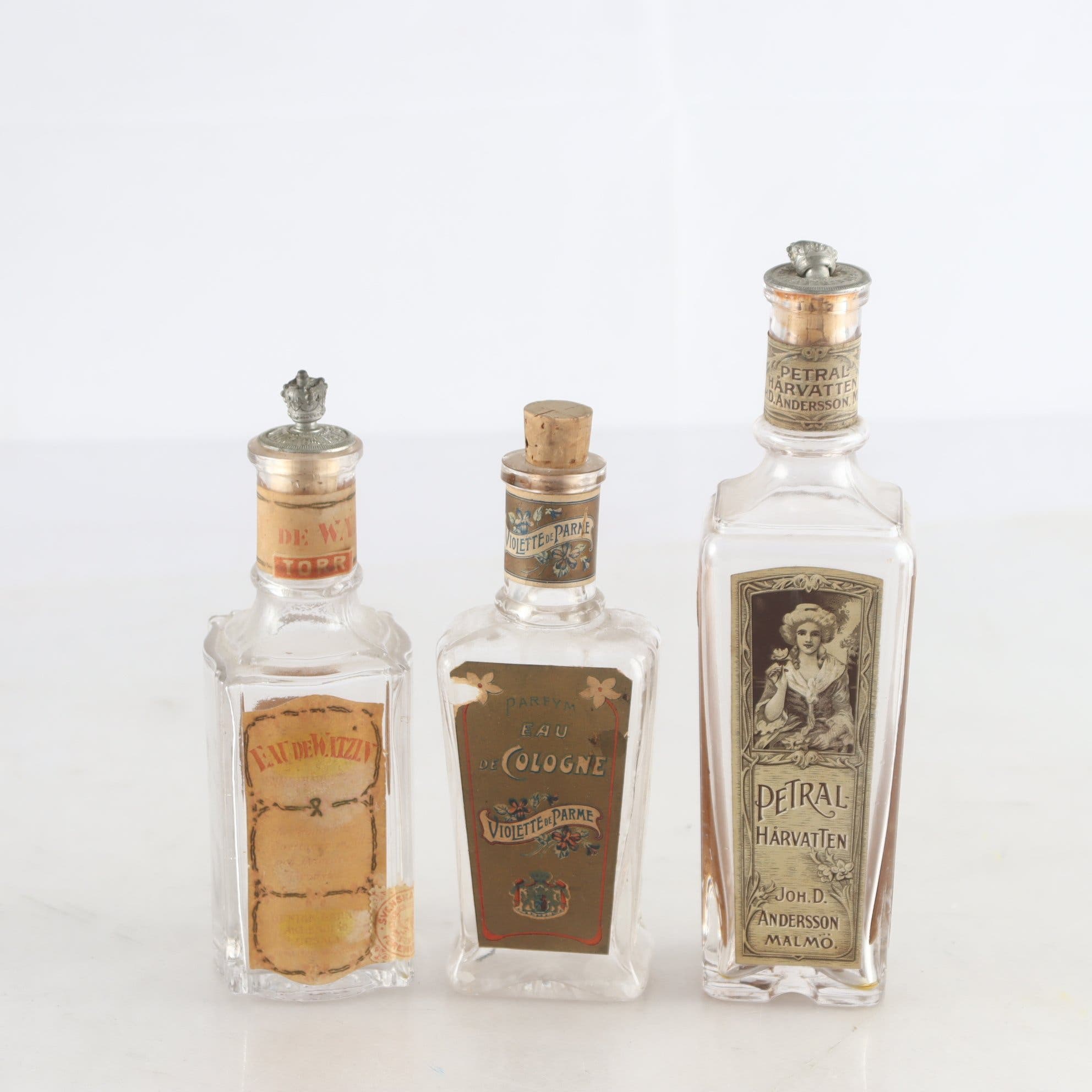 Parfymflaskor, 1900-talets början, 3 st