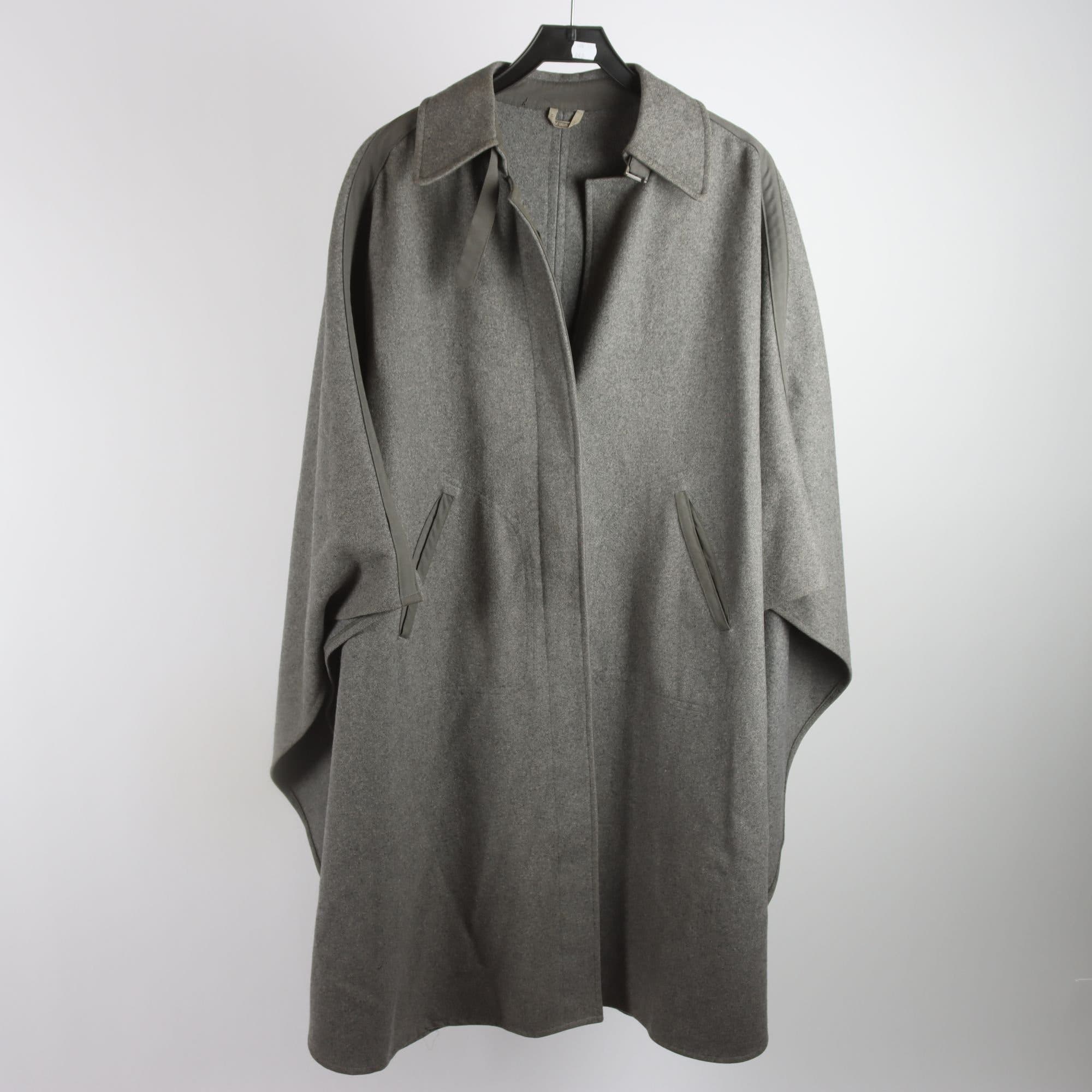 Cape, Made in Denmark, grå, ull, stl. one size.