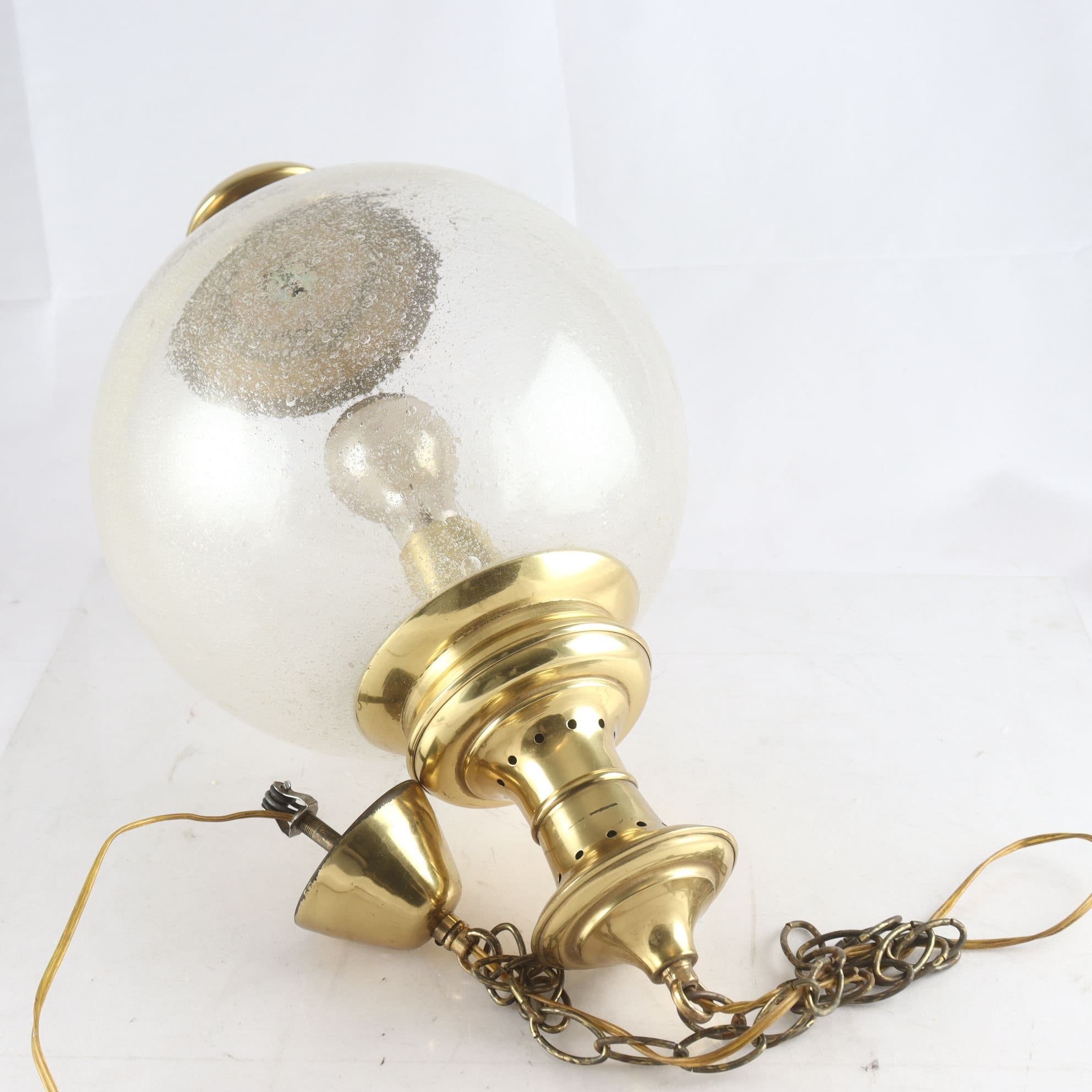 Taklampa, glas, mässing, vintage. Endast avhämtning.