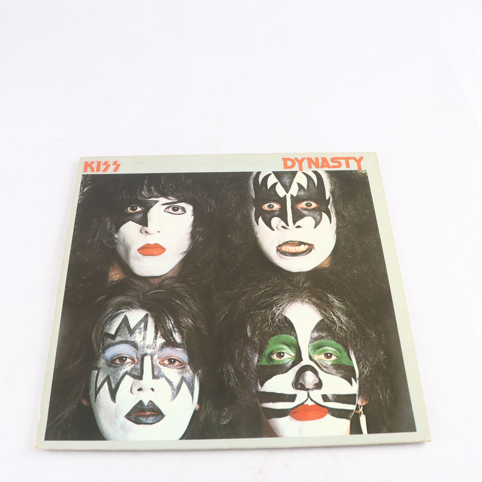LP Kiss, Dynasty.