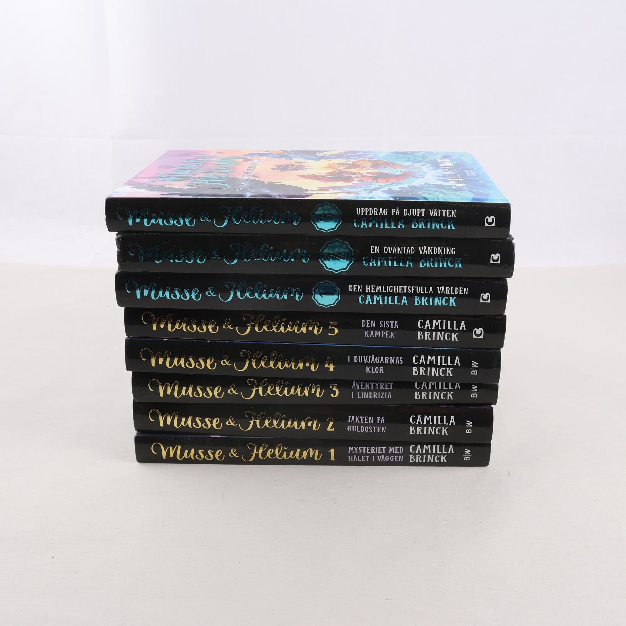 Musse & Helium, Del 1-5 i första & Bok 1-3 i andra serien