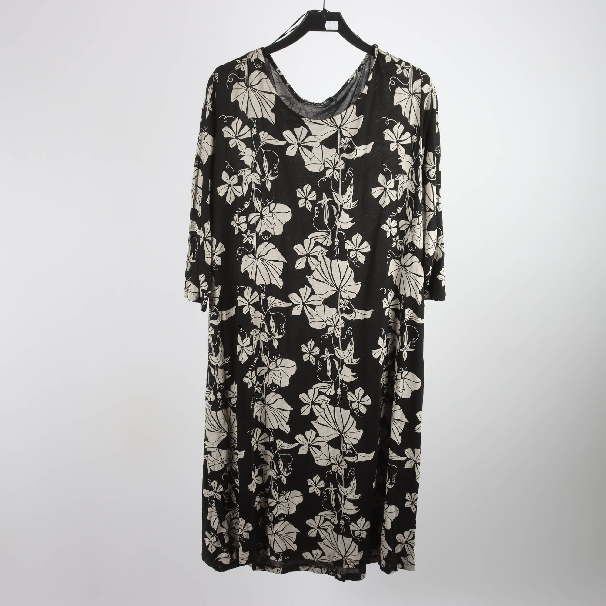 Klänning, Gudrun Sjödén, mönstrad, svart, vit, stl. XL.