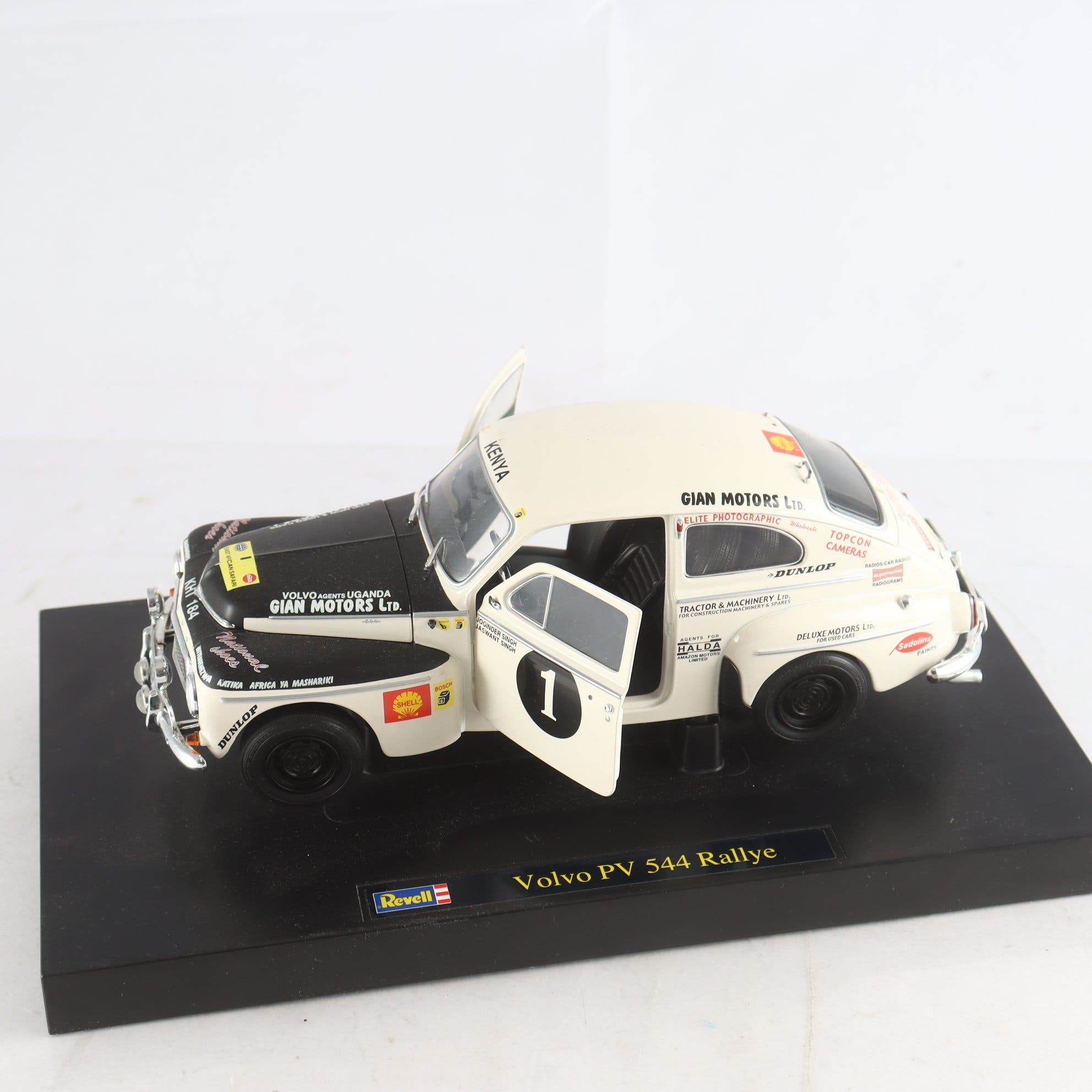 Bilmodell, Volvo PV rallye, Revell. Samfraktas ej.