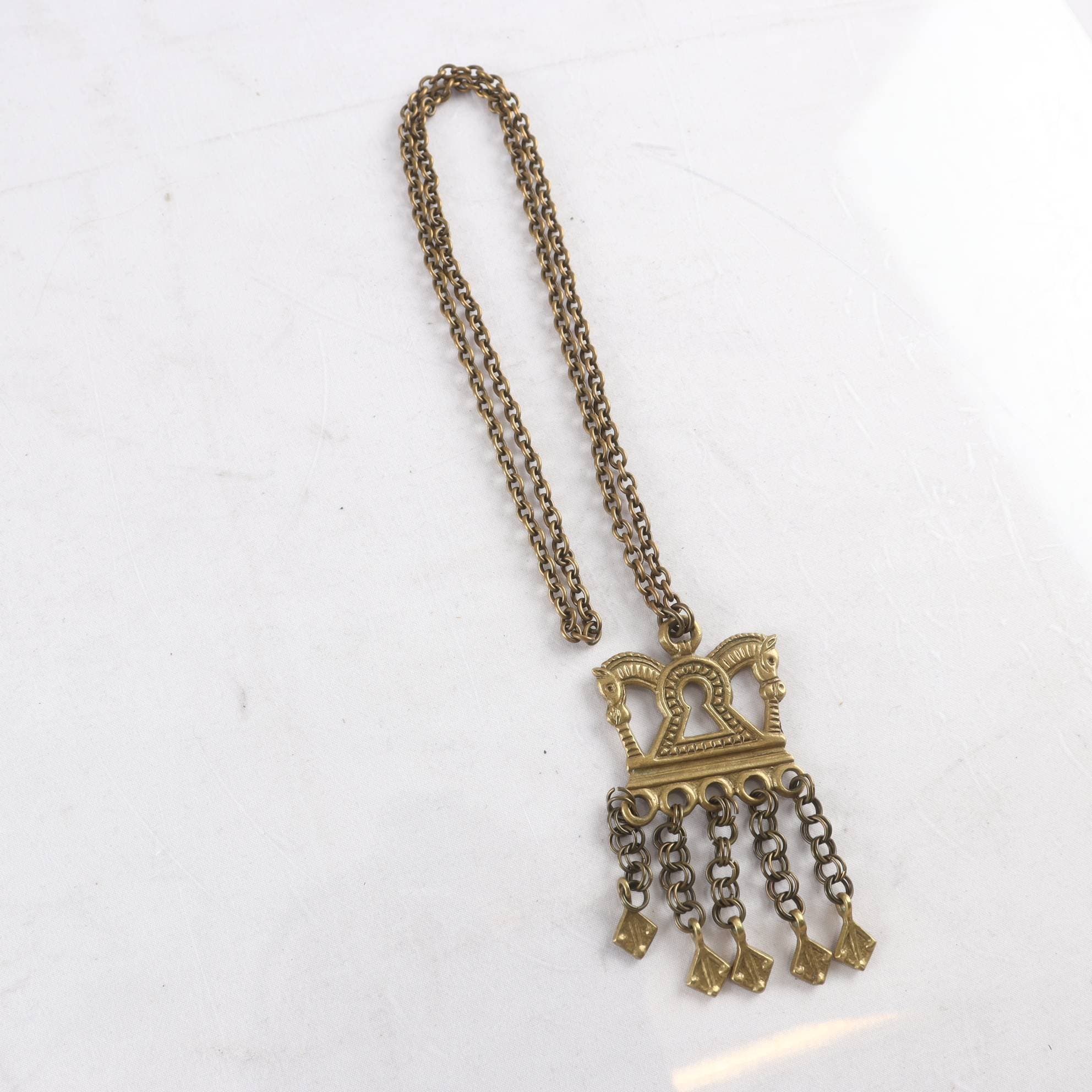 Halsband & hänge, Kalevala Korhu, brons