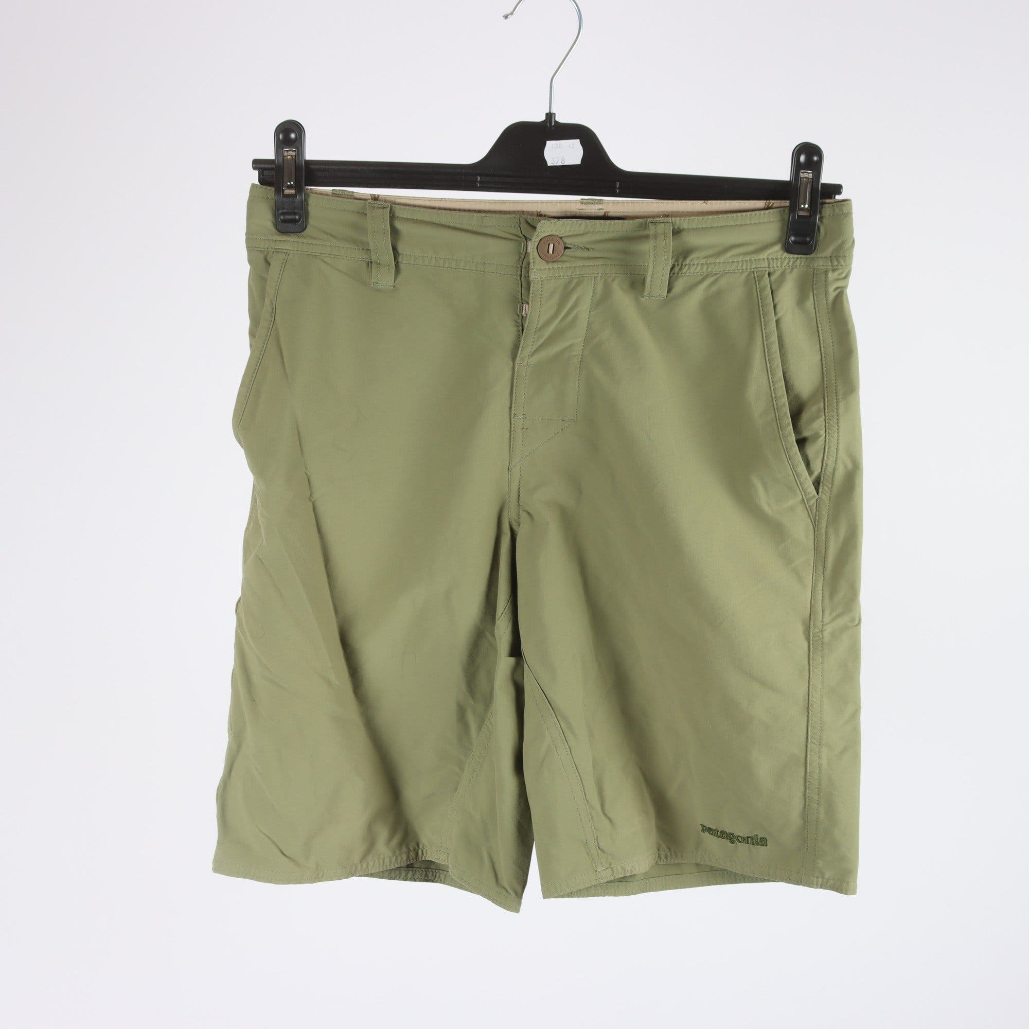 Shorts, Patagonia, grön, stl. 30″.