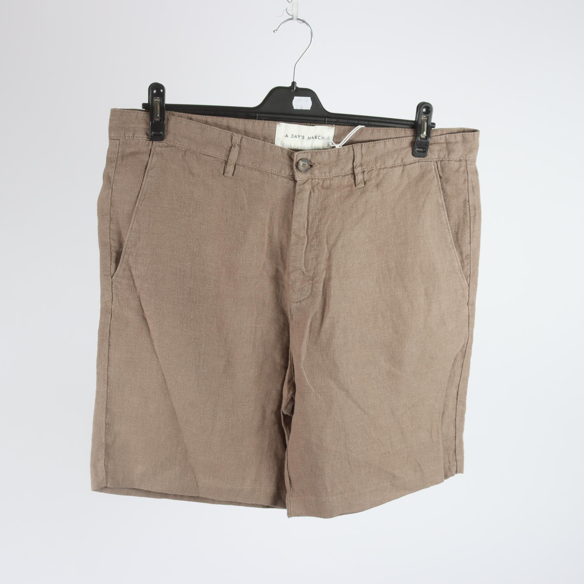 Shorts, A Day´s March, brun, lin, stl. 54.