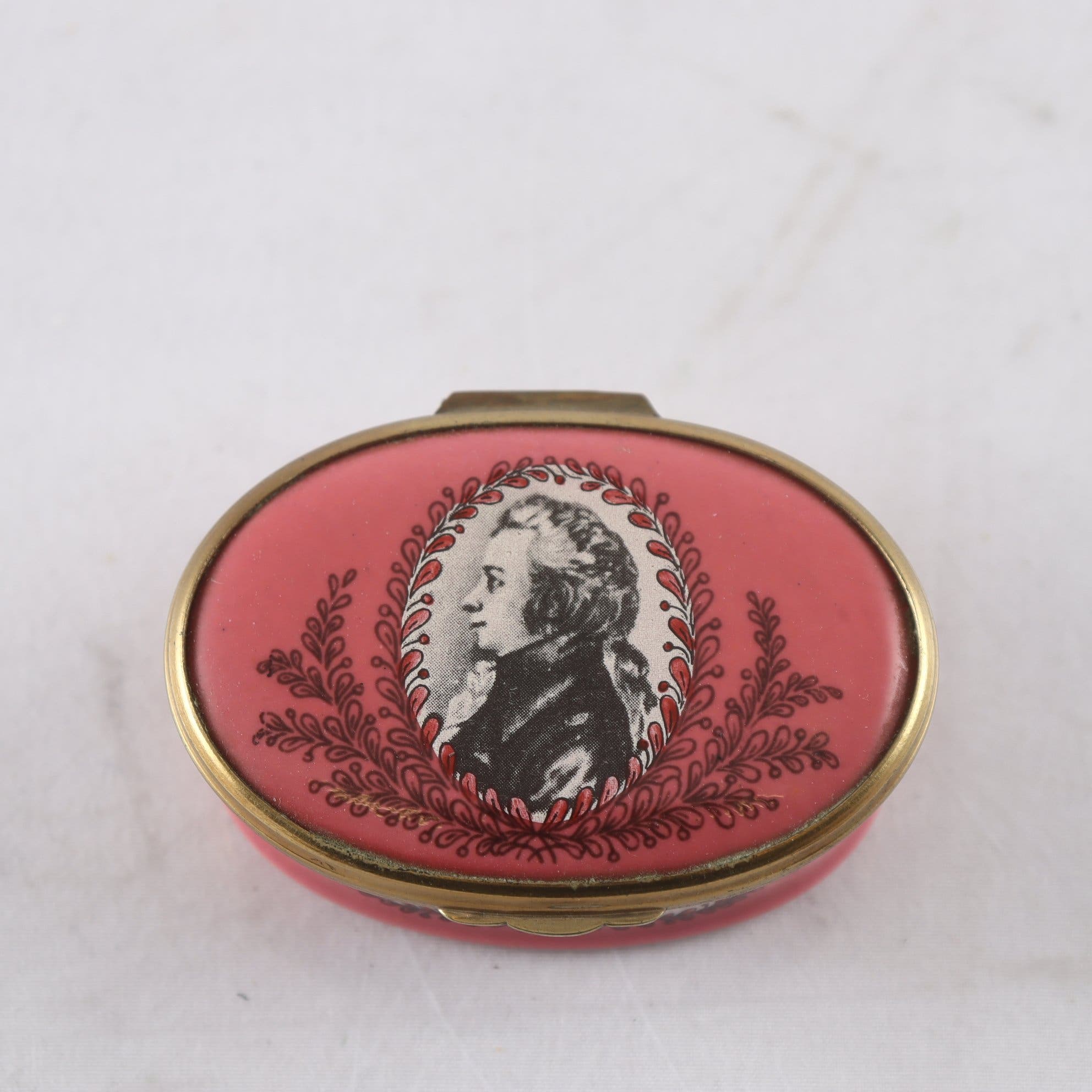 Emaljdosa, Halcyon Days Bilston & Battersea Enamels, England, no 962