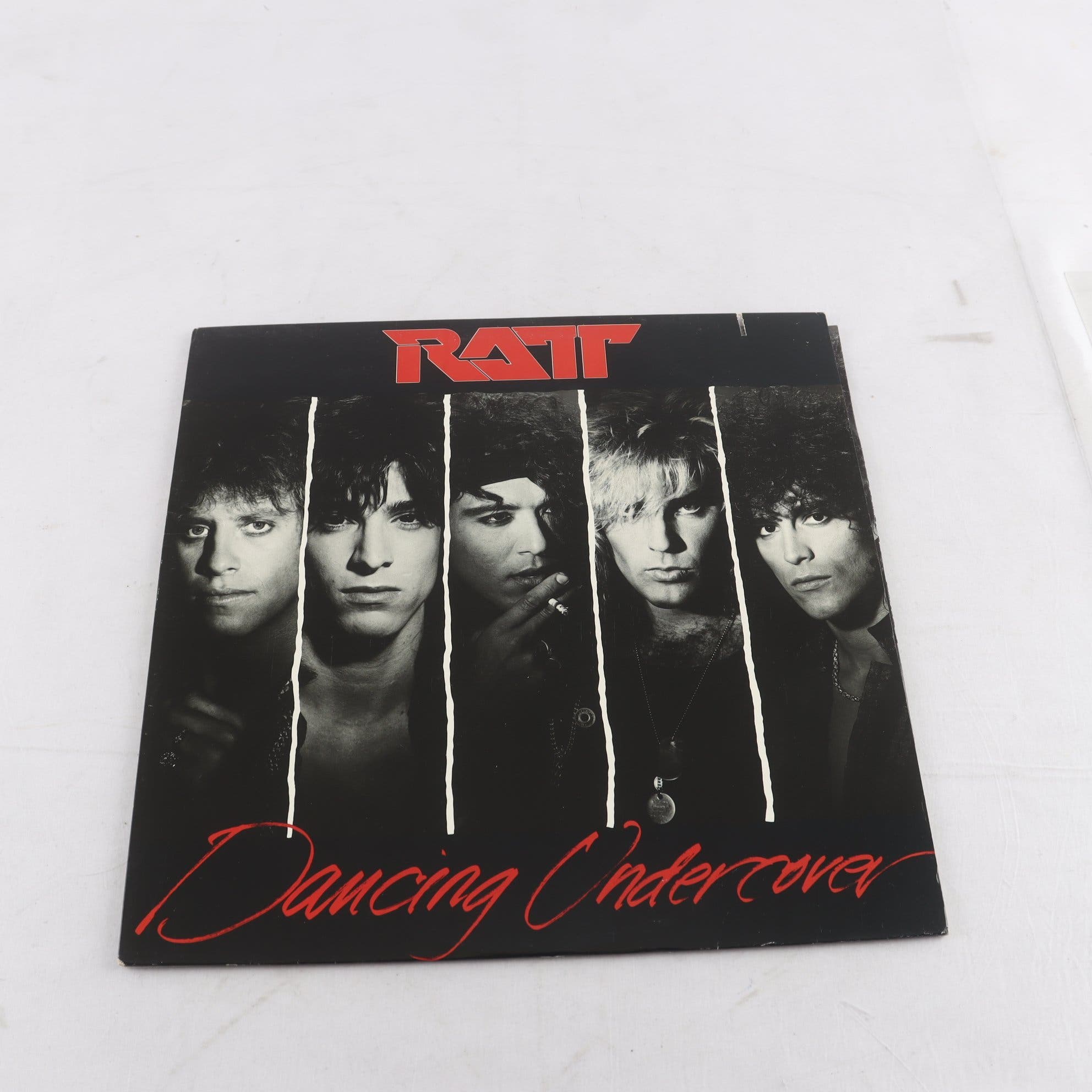 LP Ratt, Dancing Undercover