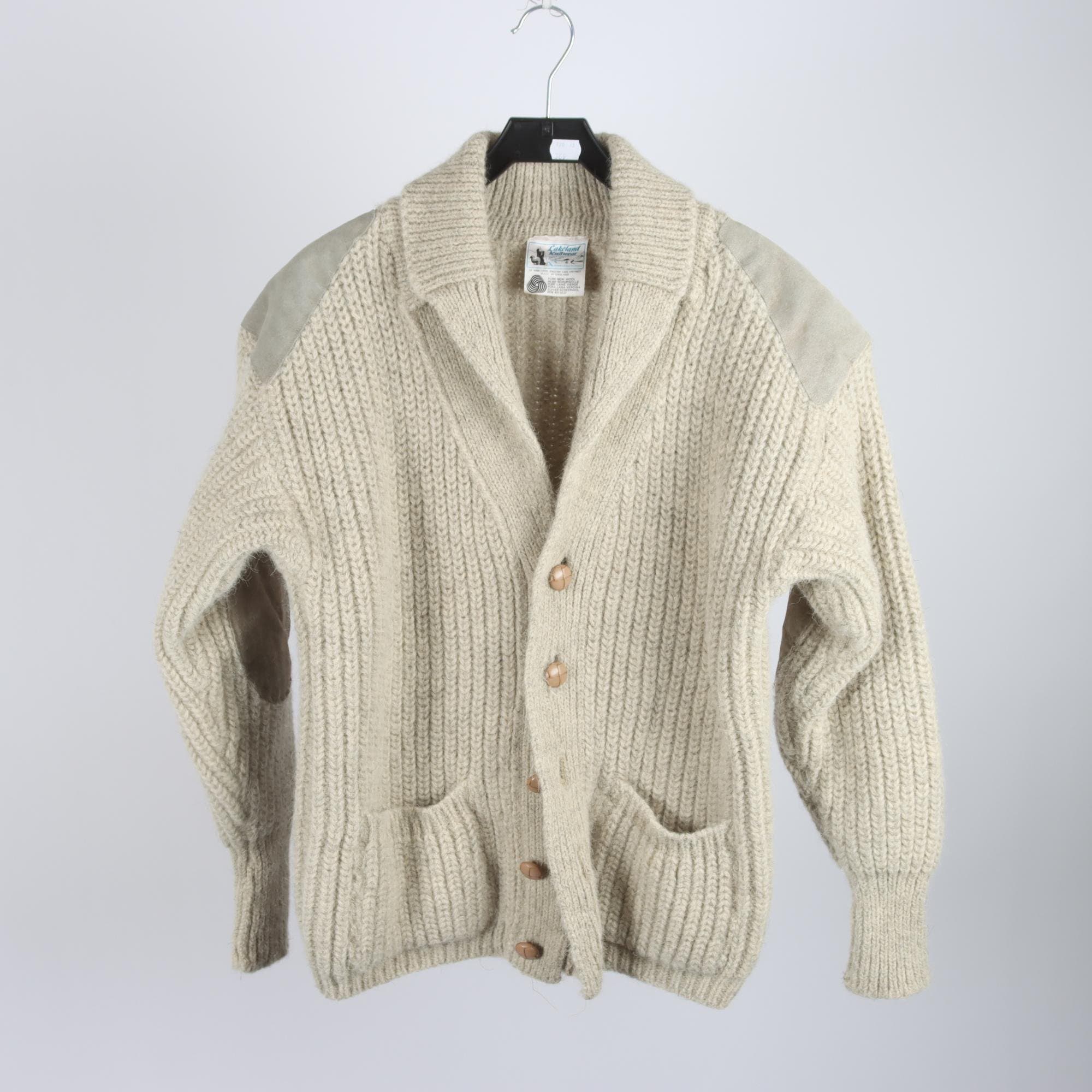 Kofta, Lakeland Knitwear, benvit, 100% ull, stl. XL.
