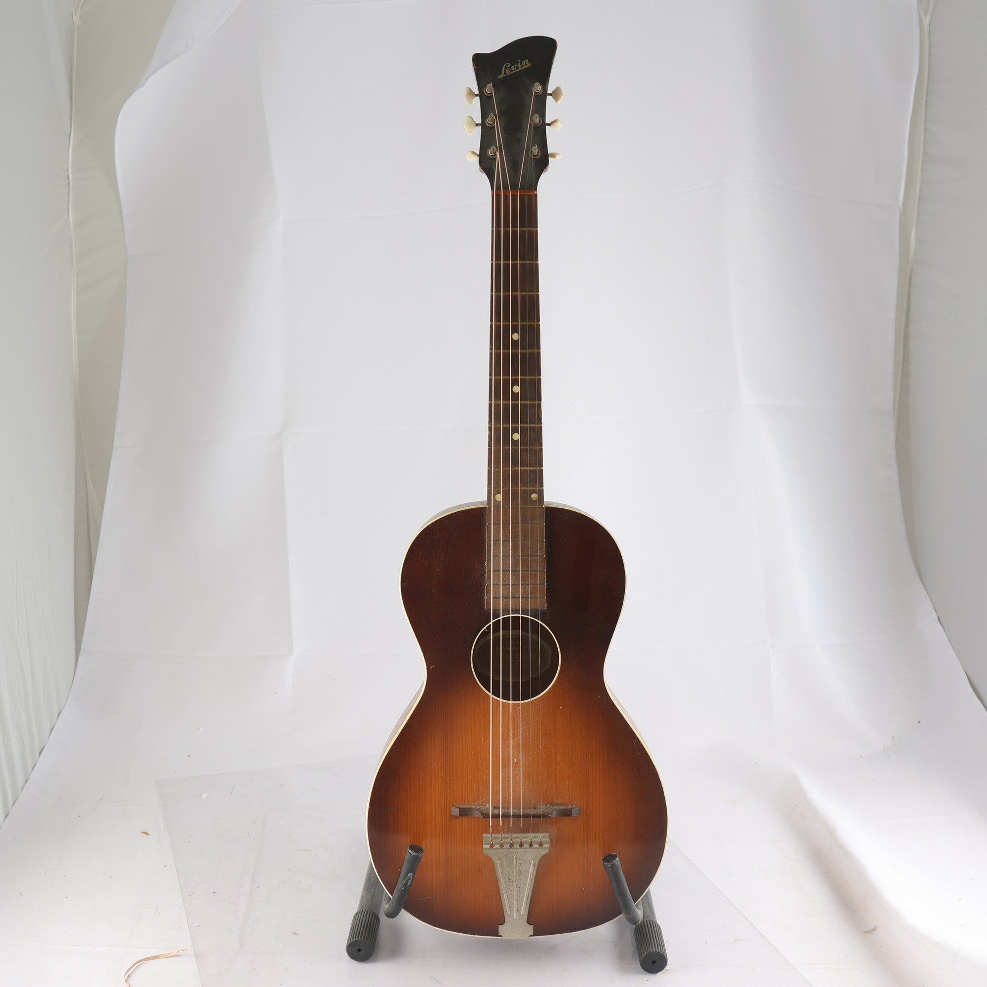 Aukustisk gitarr, Levin, vintage. Endast avhämtning.