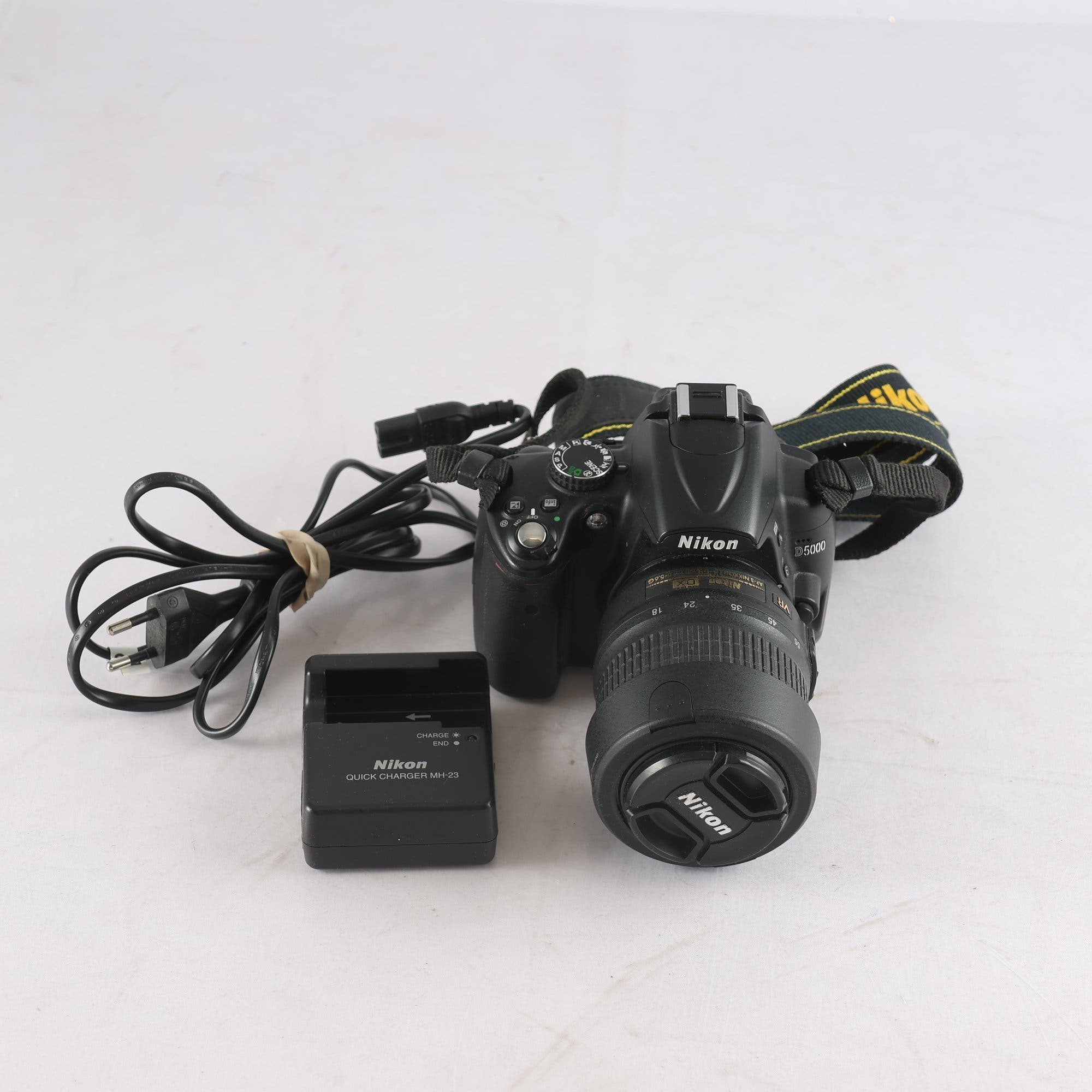 Digitalkamera, Nikon D5000