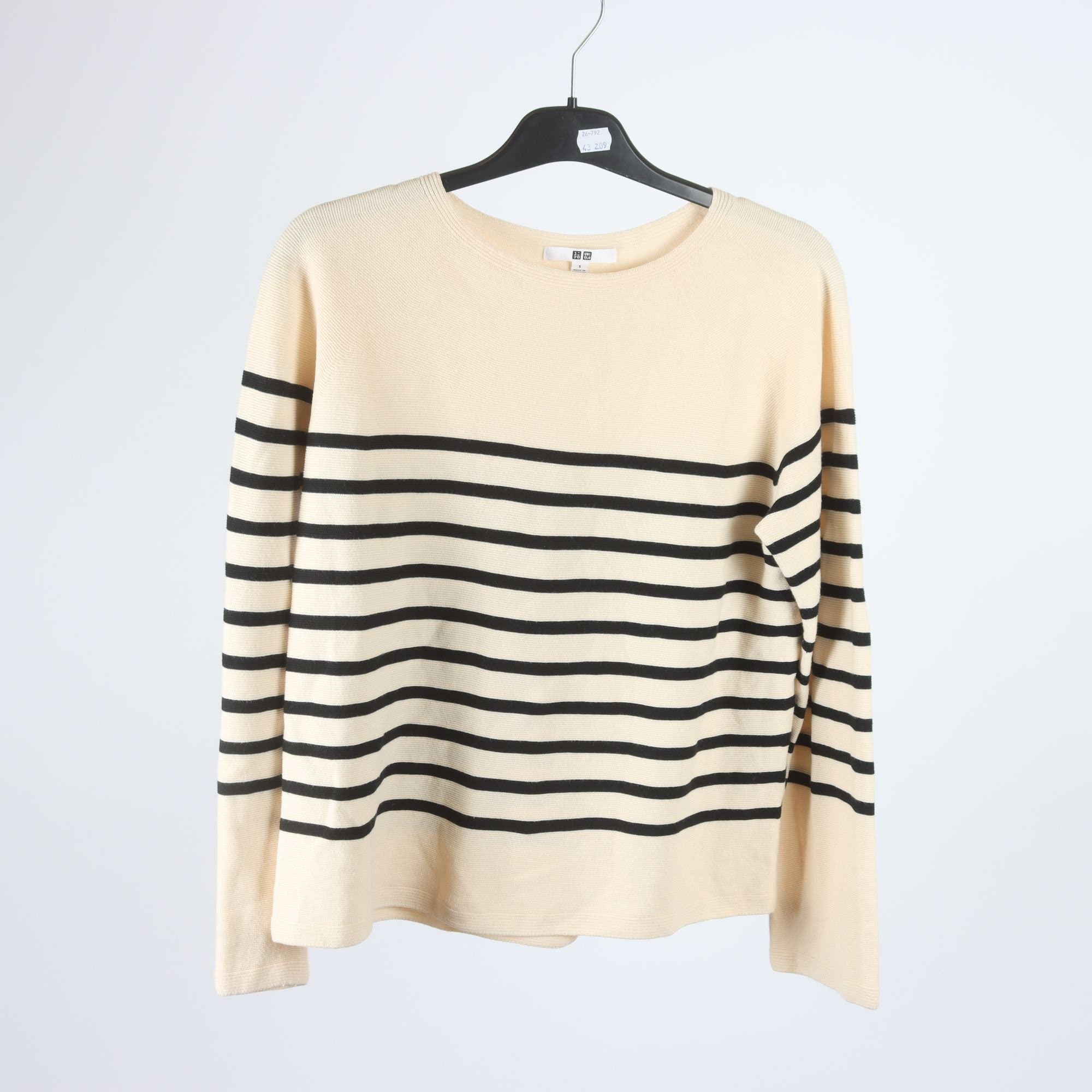 Stickad tröja, Uniqlo, stl. S