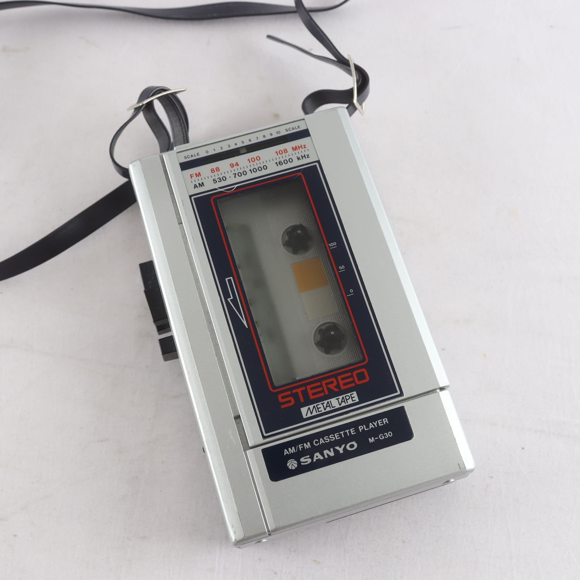 Kasettbandspelare, Sanyo M-G30. Defekt, repobjekt.