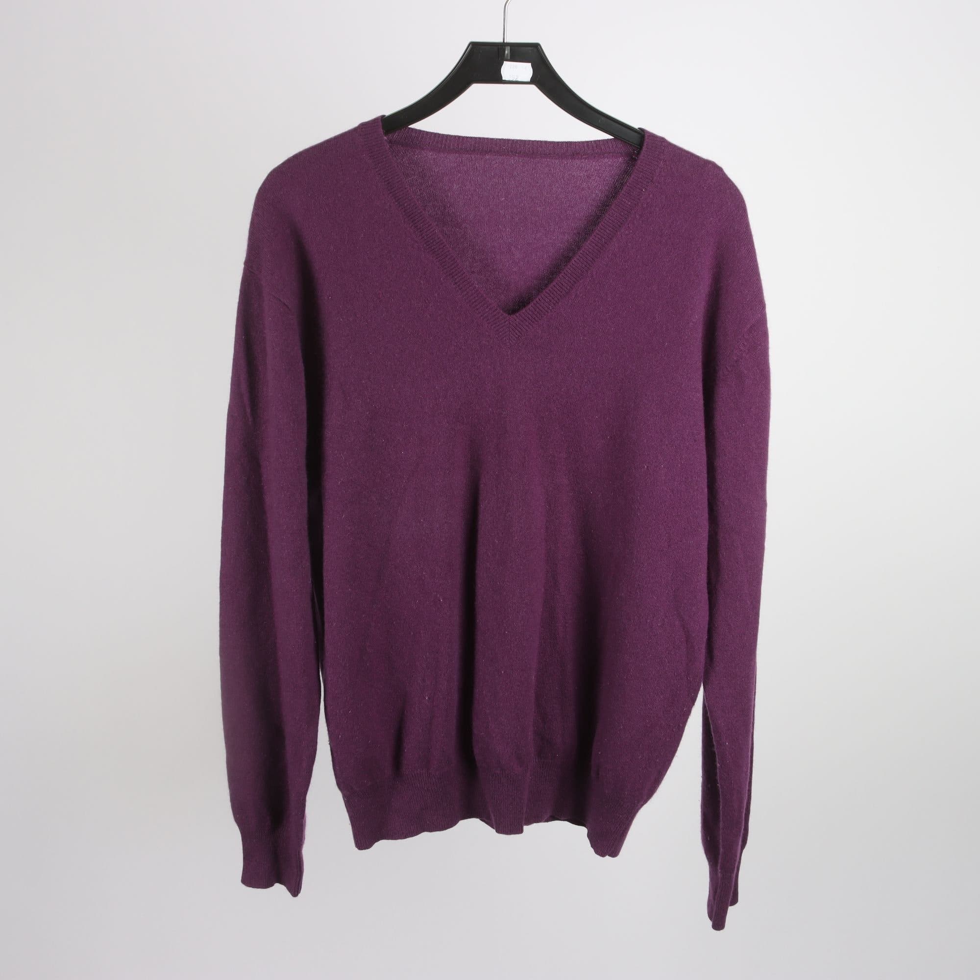 Tröja, Swiss Design, vinröd, 100% cashmere, stl. 54.